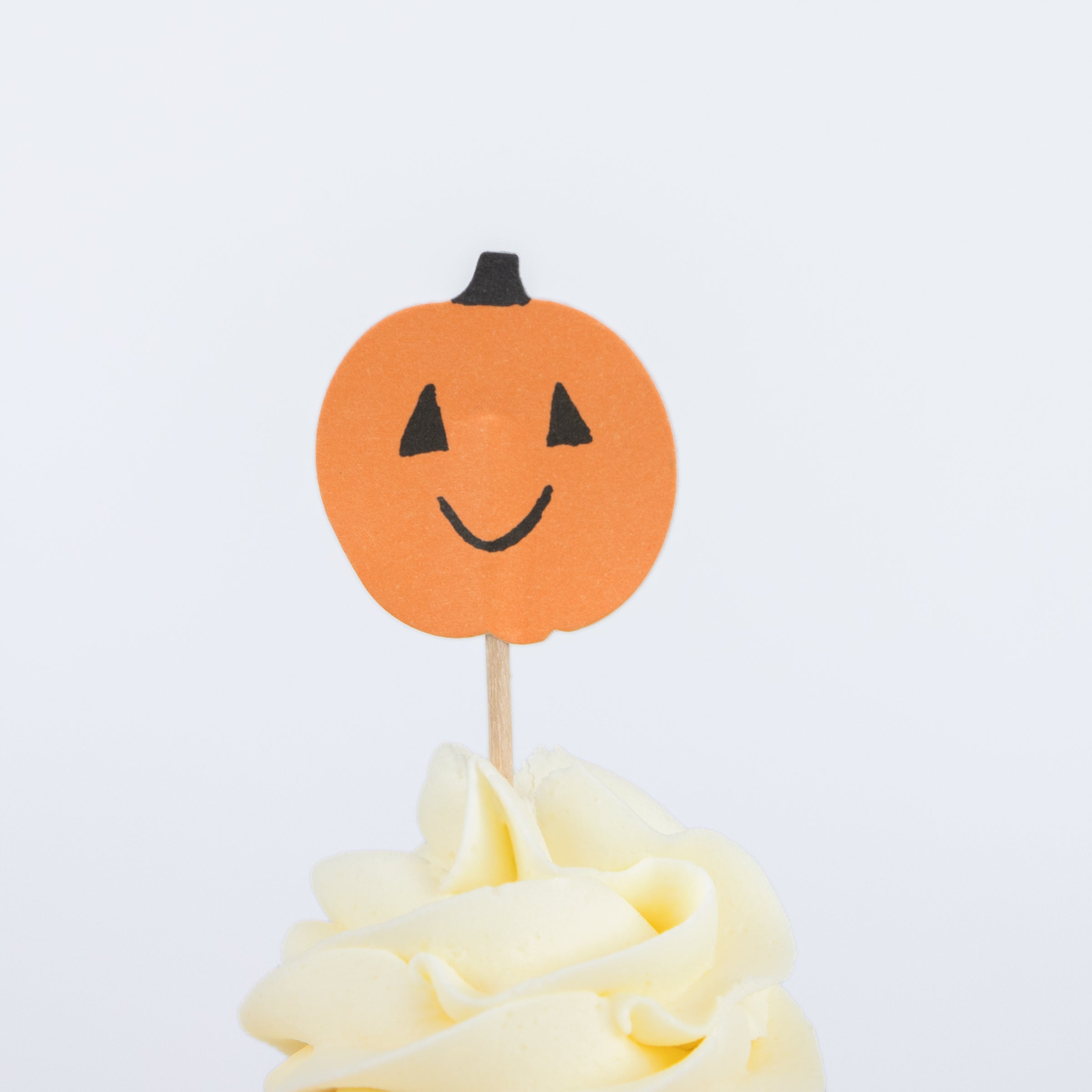 Happy Halloween Cupcake Kit(24 Pack)