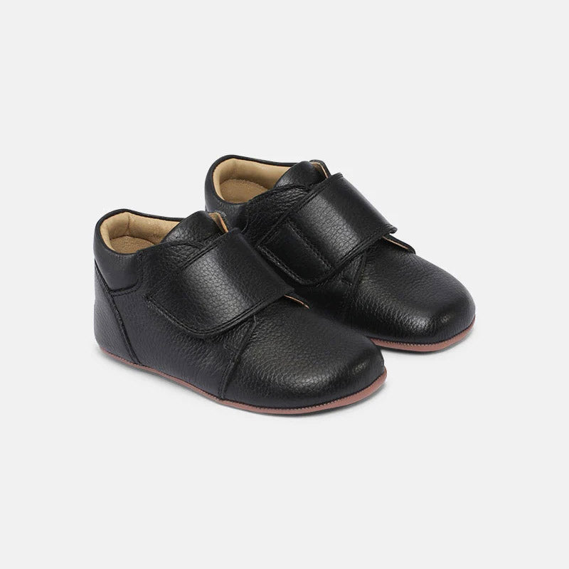 Boys & Girls Black "Tannu" Shoes