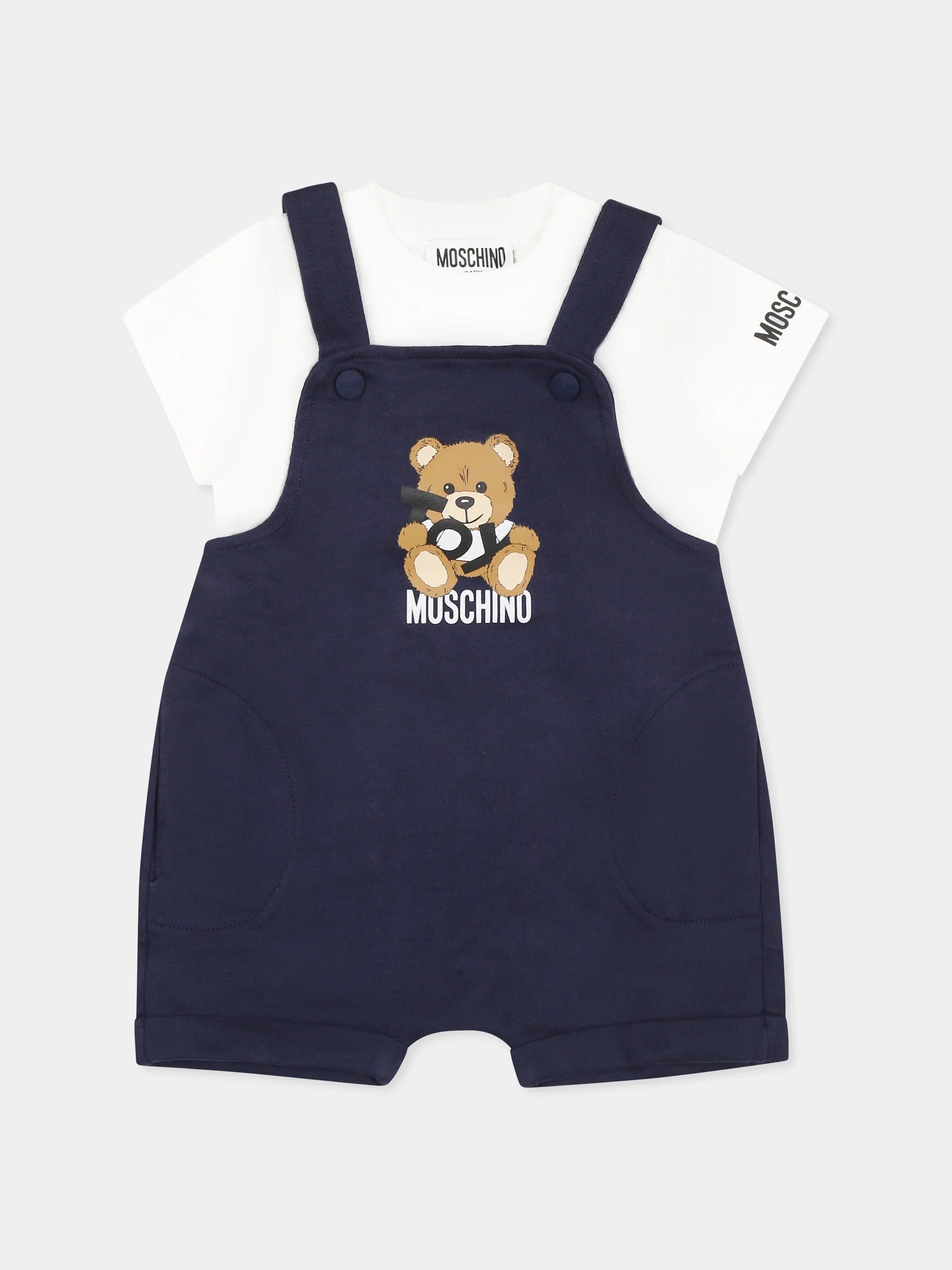 T-SHIRT + DUNGAREES