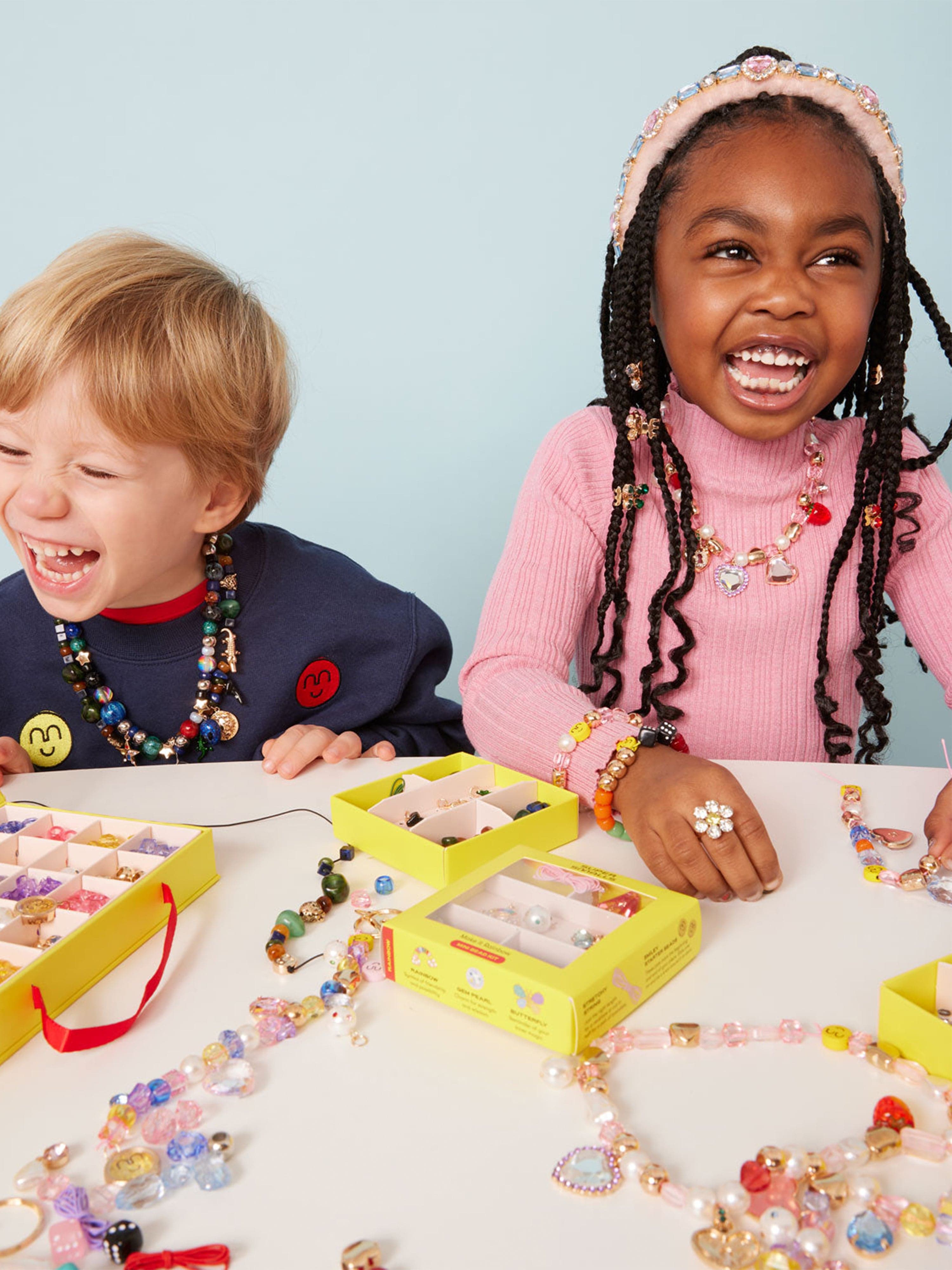 Super Smalls Girls Make it Heartfelt Mini Bead Kit in Multicolour
