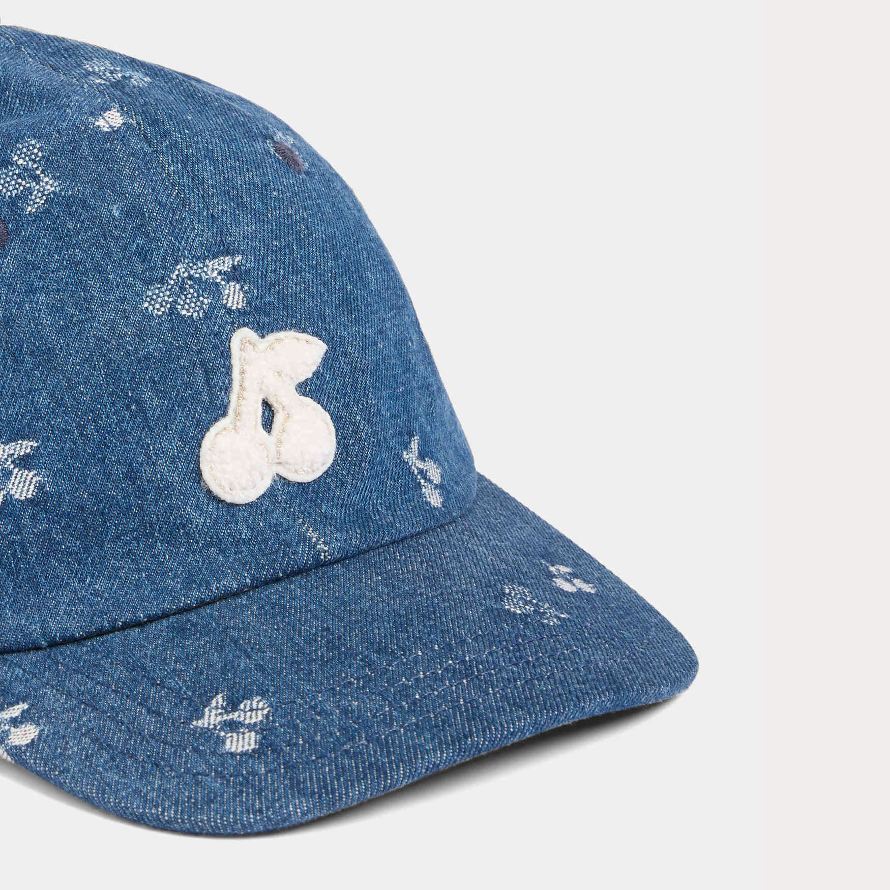 Casquette en jean jacquard cerises bleues pour filles