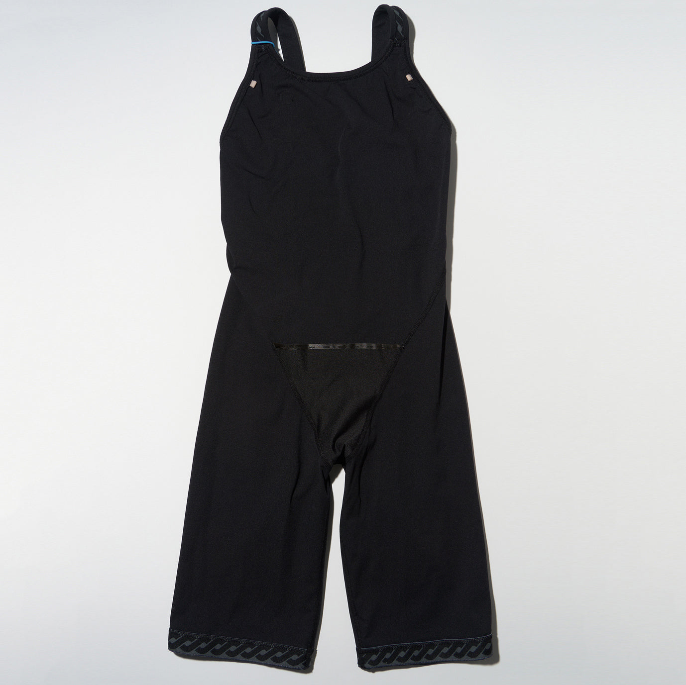 Maillot de bain professionnel court noir pour femme