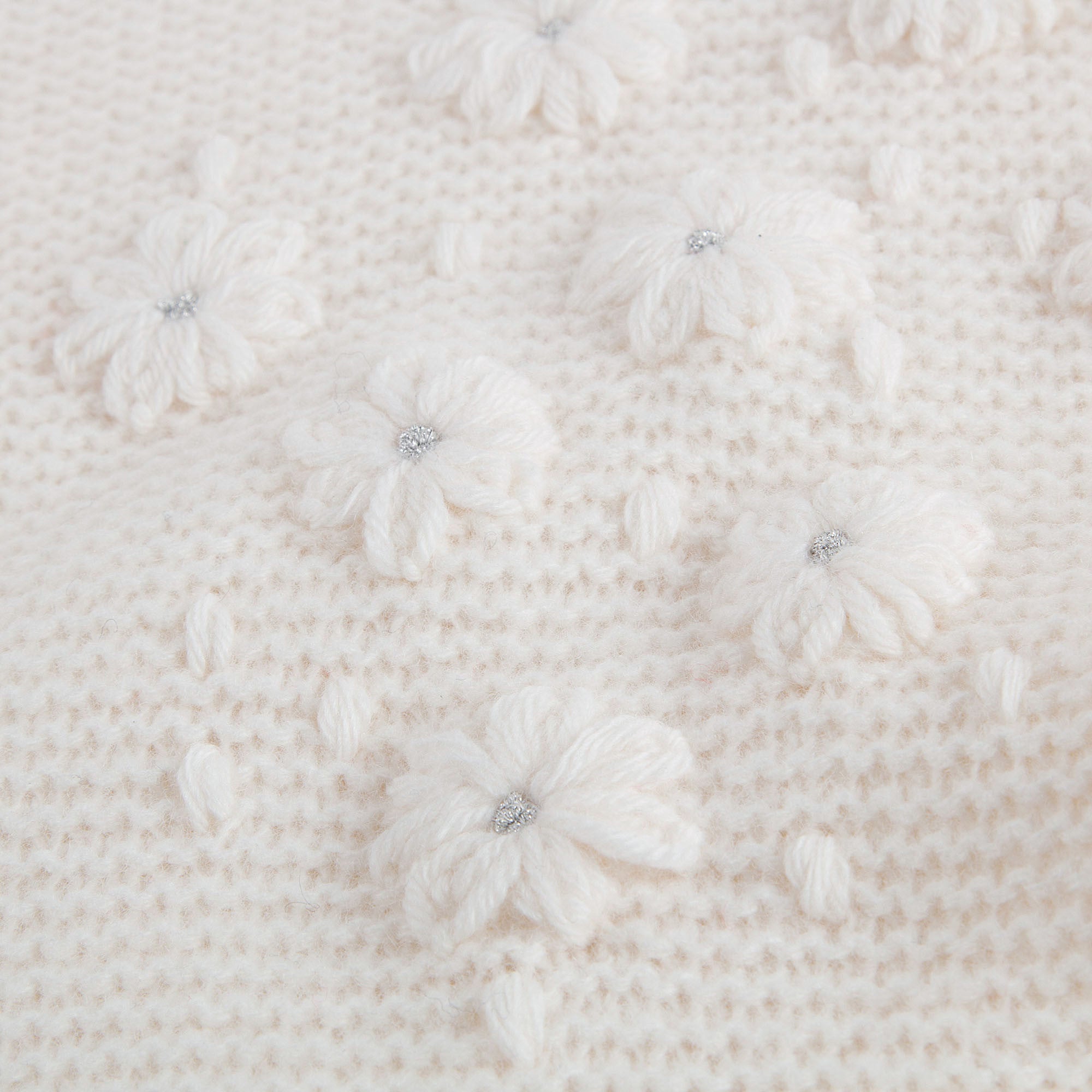 Pull Fille Laine Blanc Lait Avec Finitions Écusson Argenté