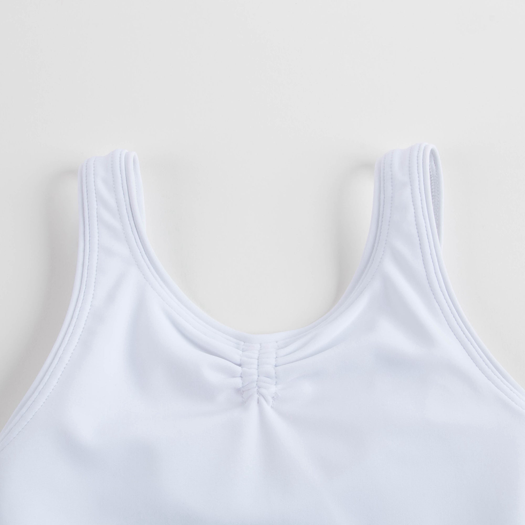 Tunique blanche froncée pour fille