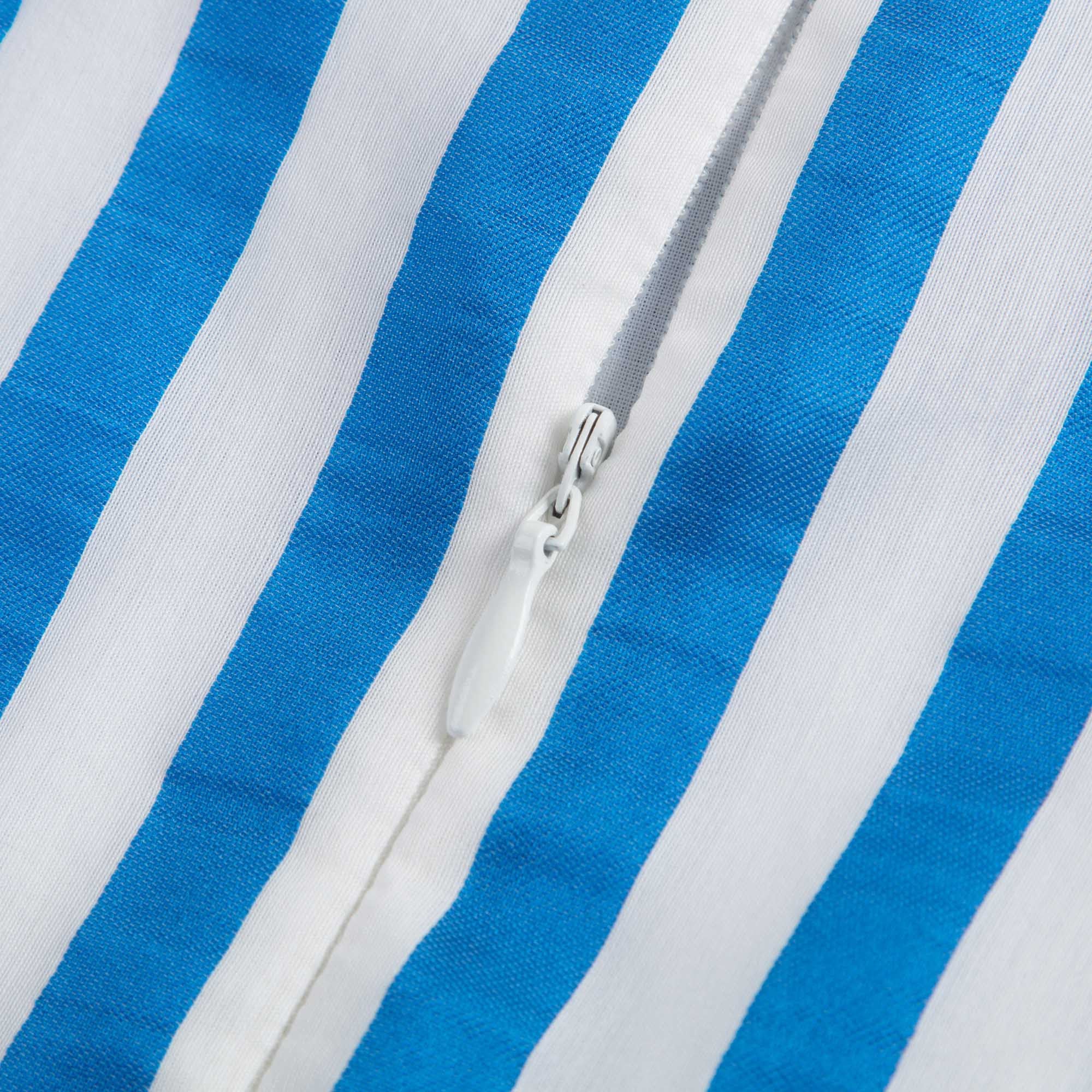 Robe en voile de soie mélangée bleue pour fille