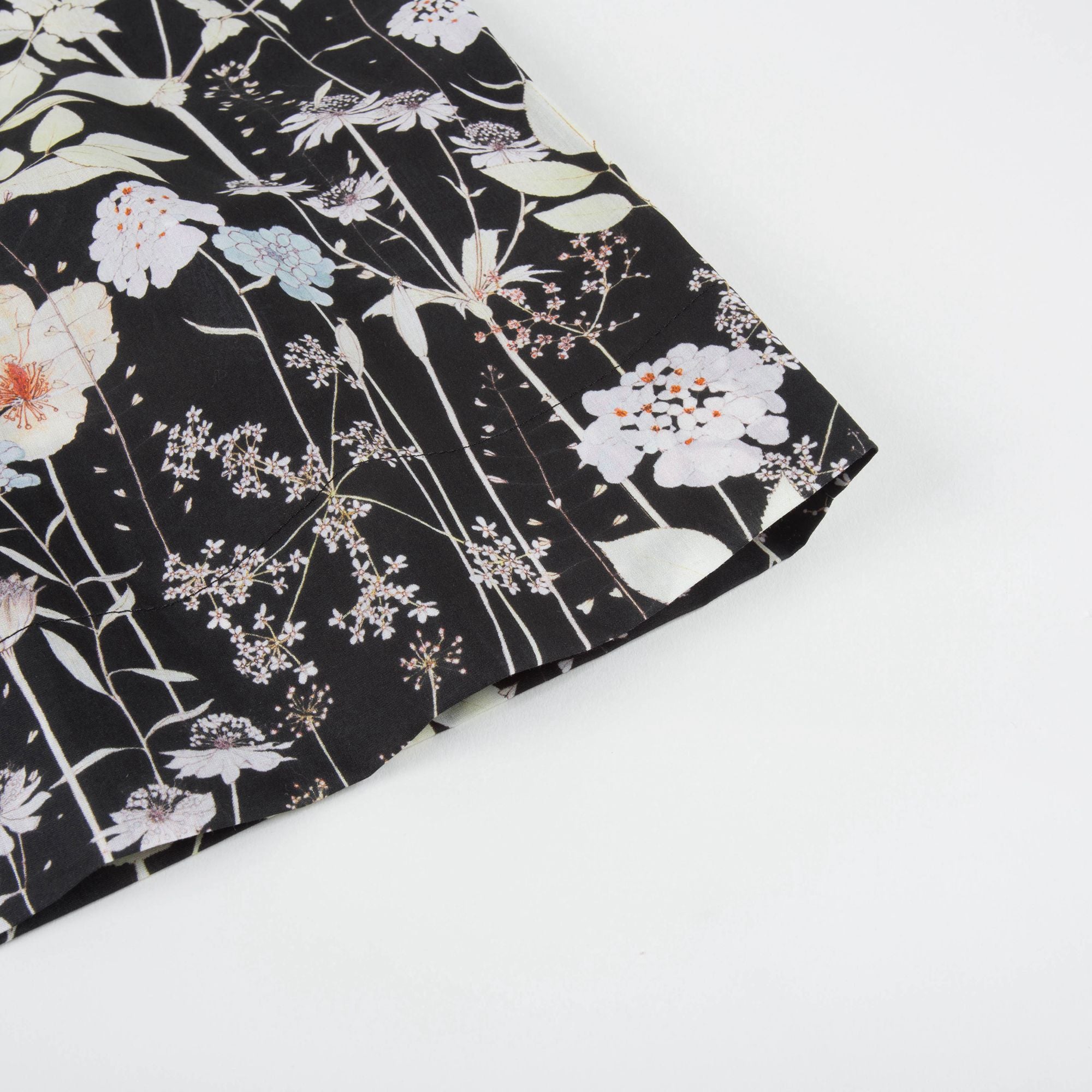 Robe noire imprimée pour fille