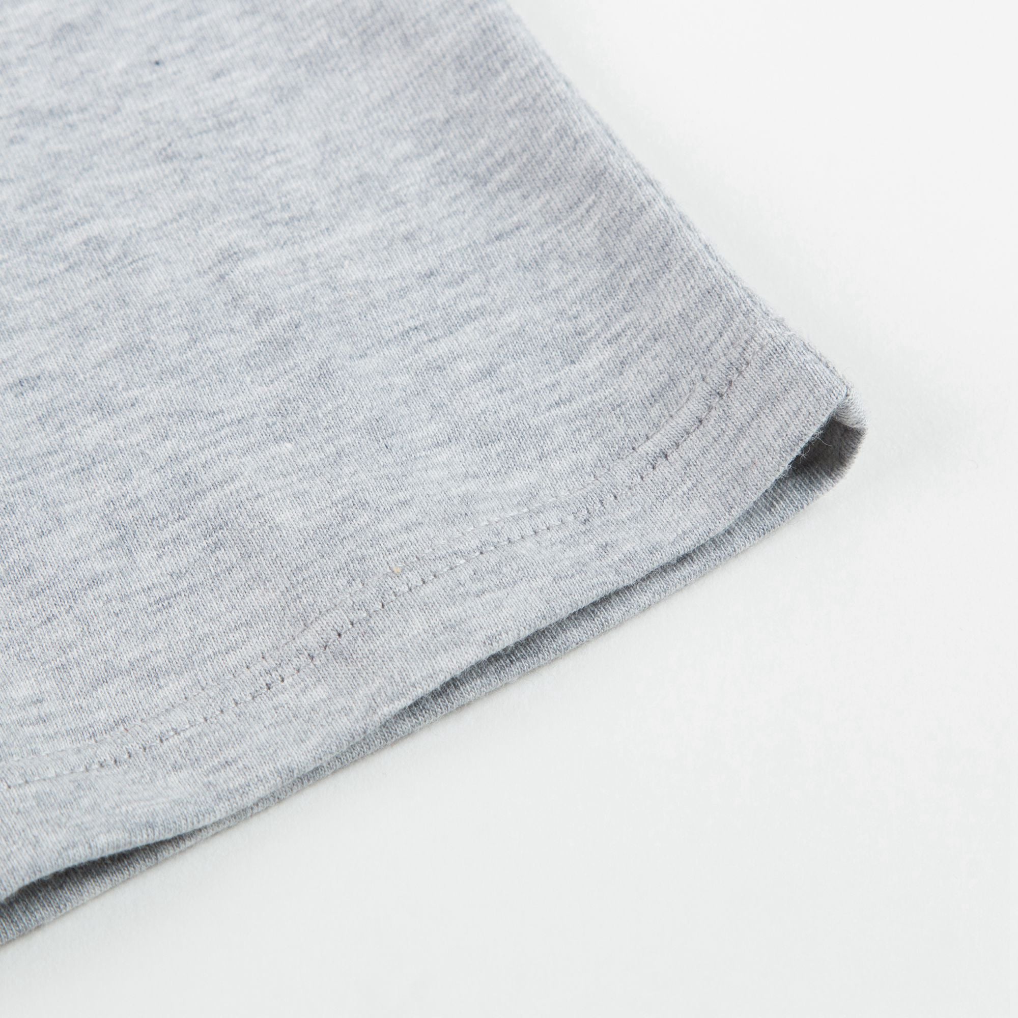 T-shirt gris « Loved » pour fille