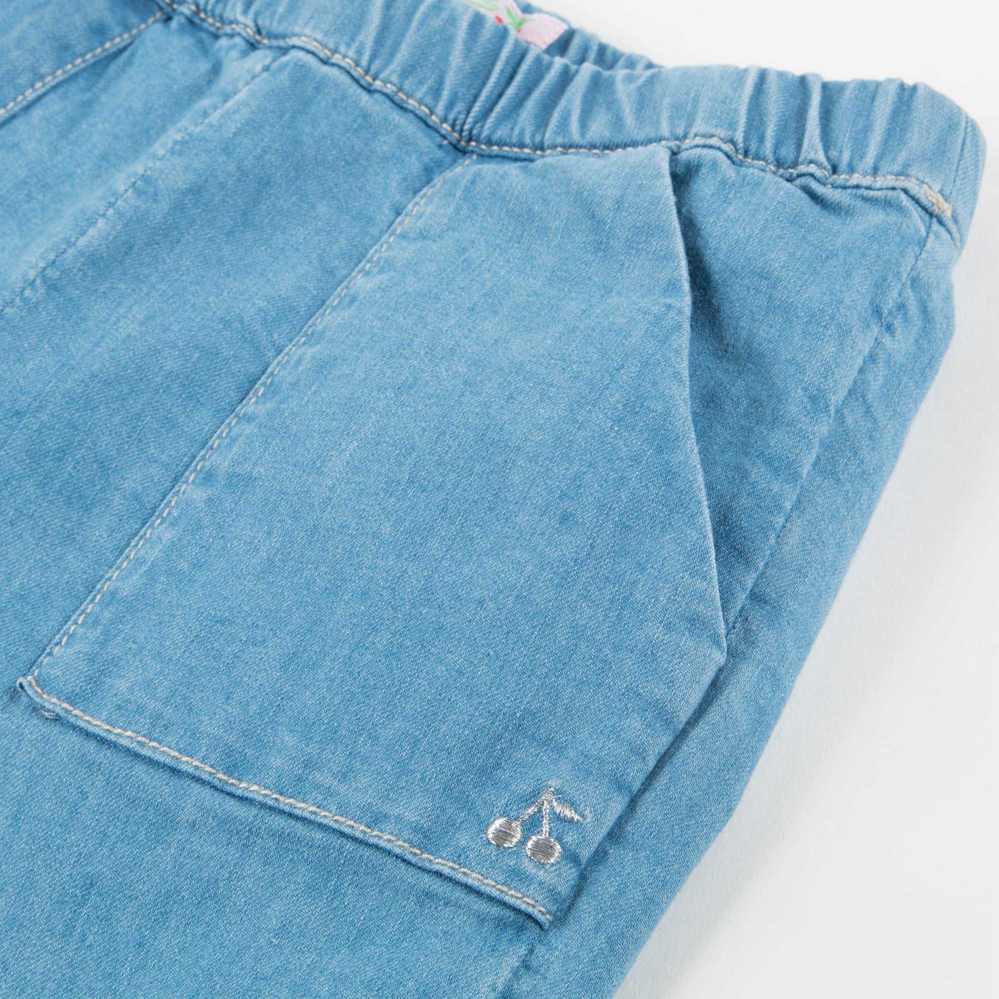 Jean en denim doux bleu pour petite fille