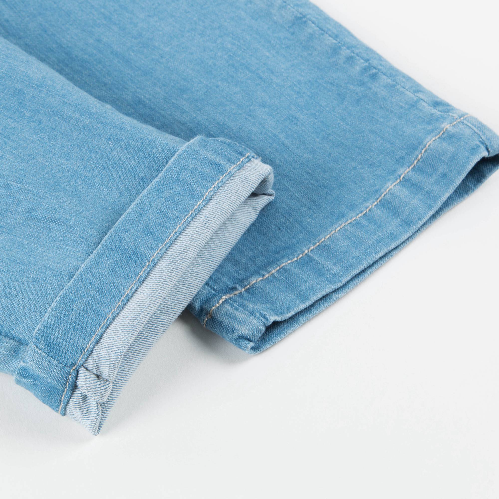 Jean en denim doux bleu pour petite fille
