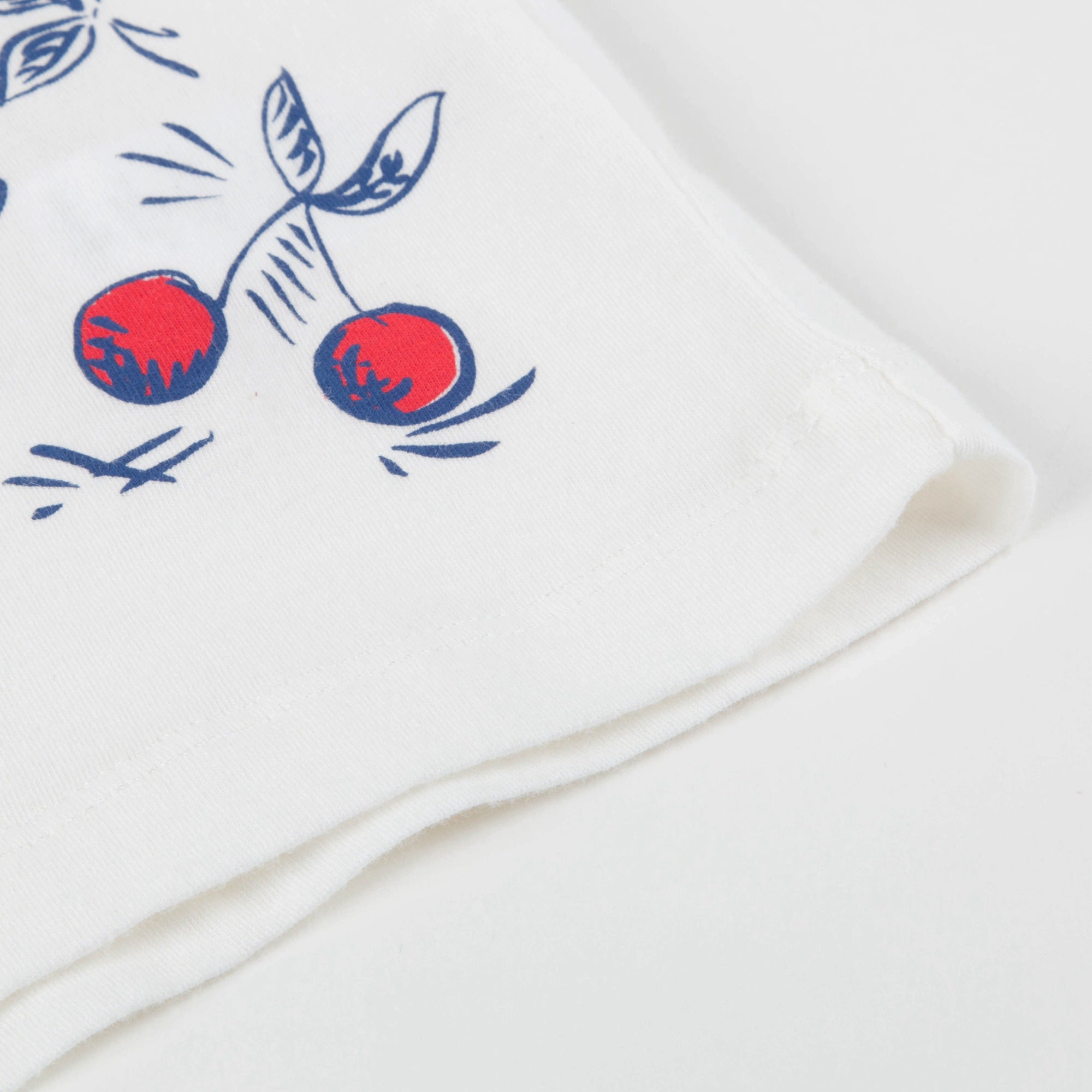 T-shirt écru imprimé cerises pour fille