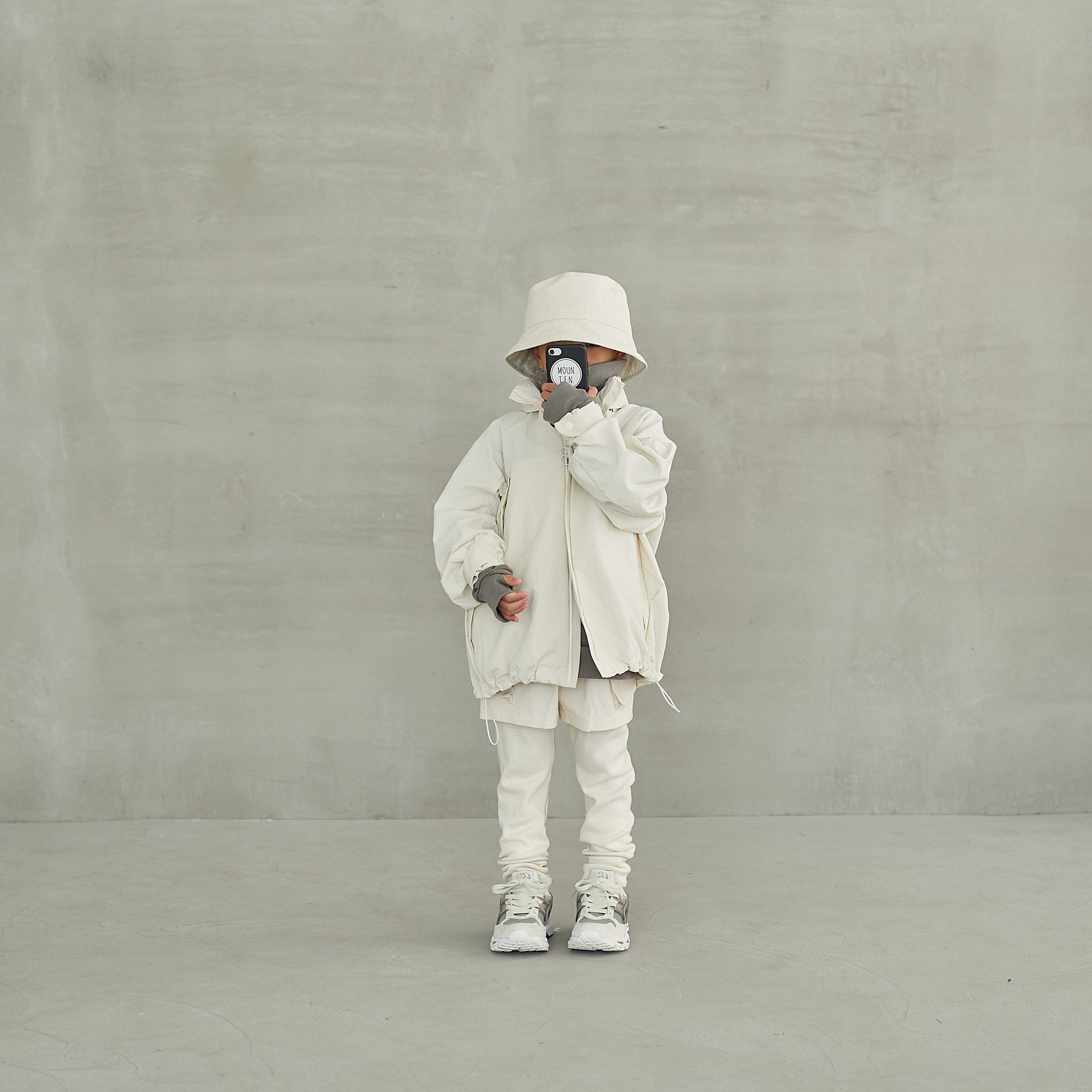 Boys & Girls White Zip-Up Jacket