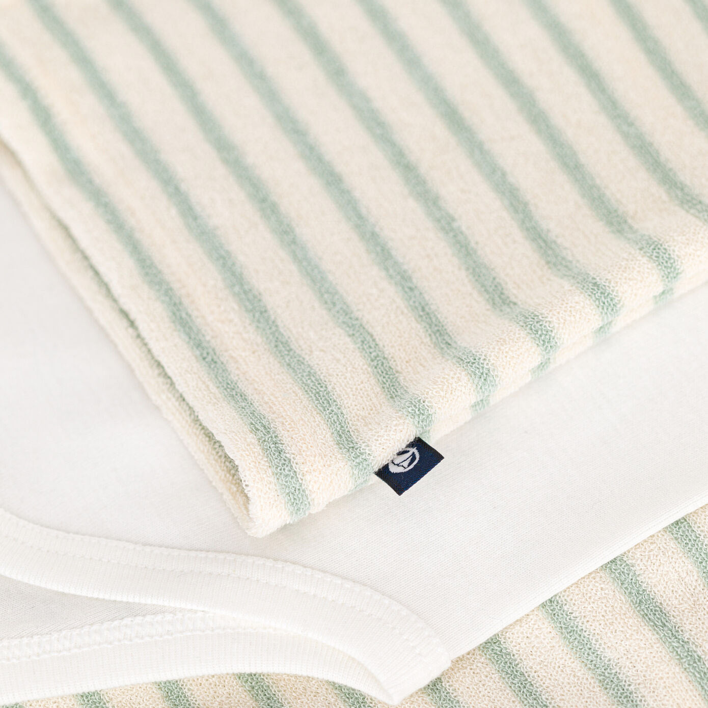 Baby Boys & Girls Green Stripes Cotton Set