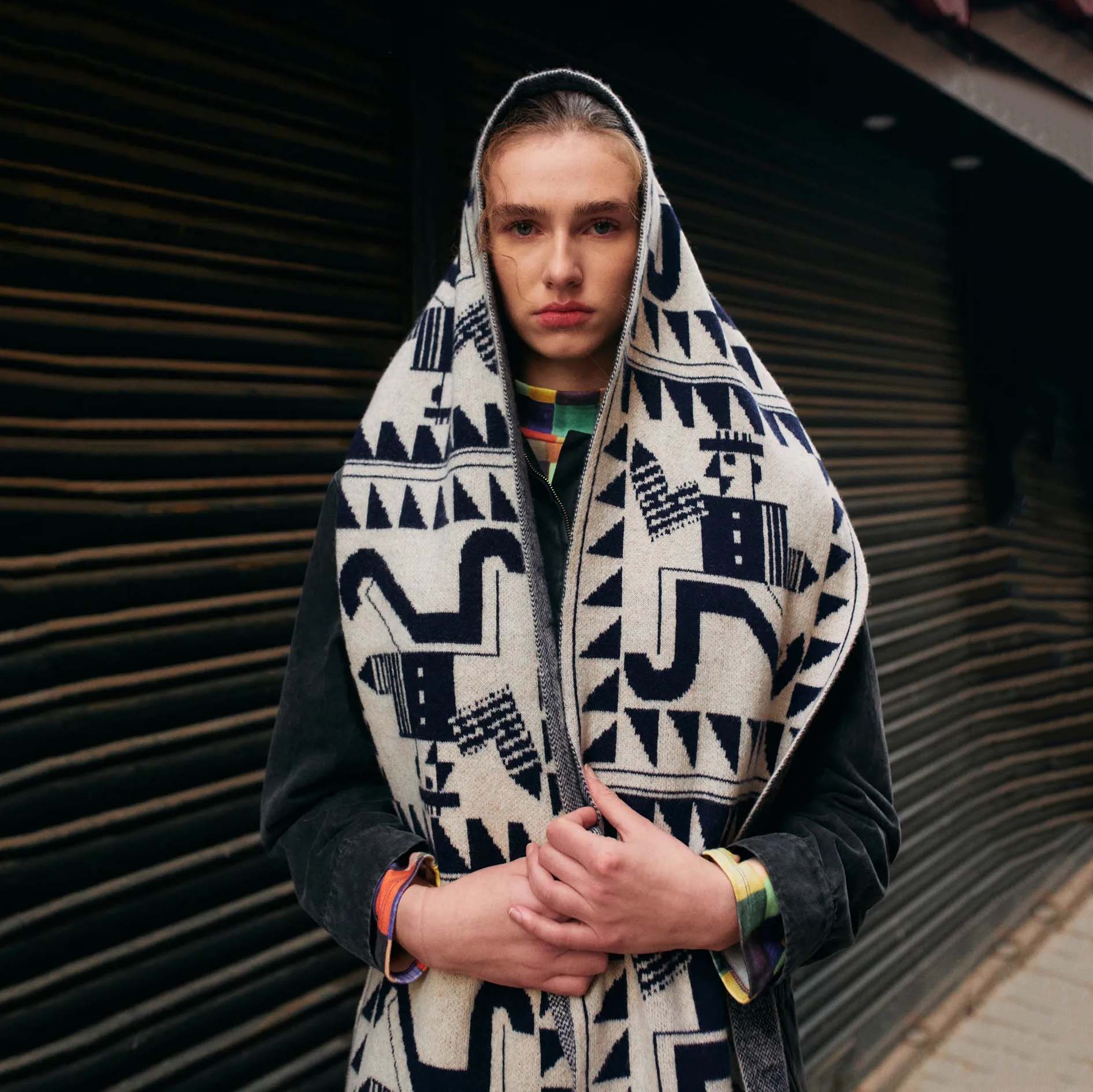 Women Navy Jacquard Wool Scarf(200x30cm)