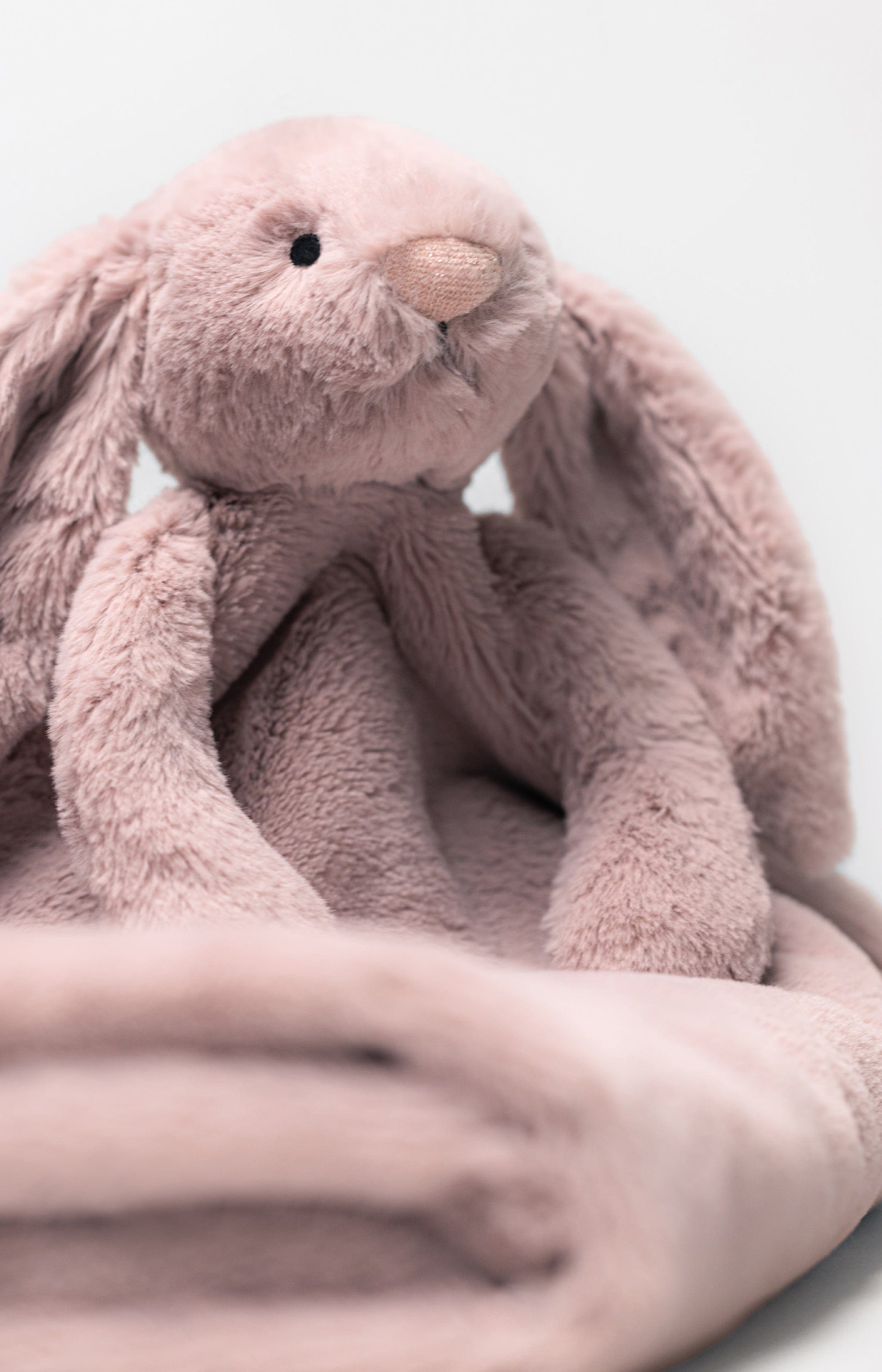 Bashful Luxe Rosa Bunny Soother in Purple (34 CM)