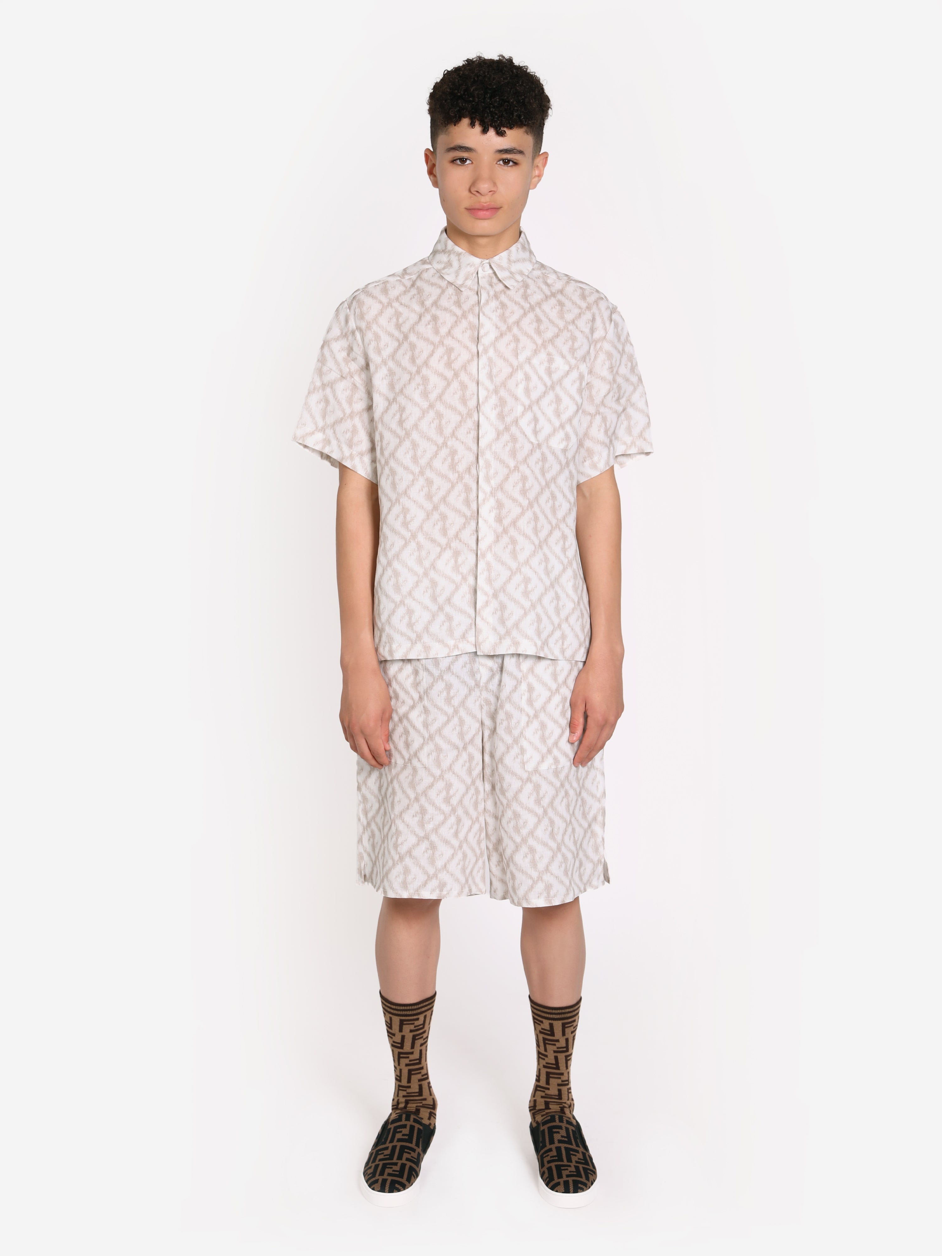 Boys FF Logo Linen Shorts in Ivory