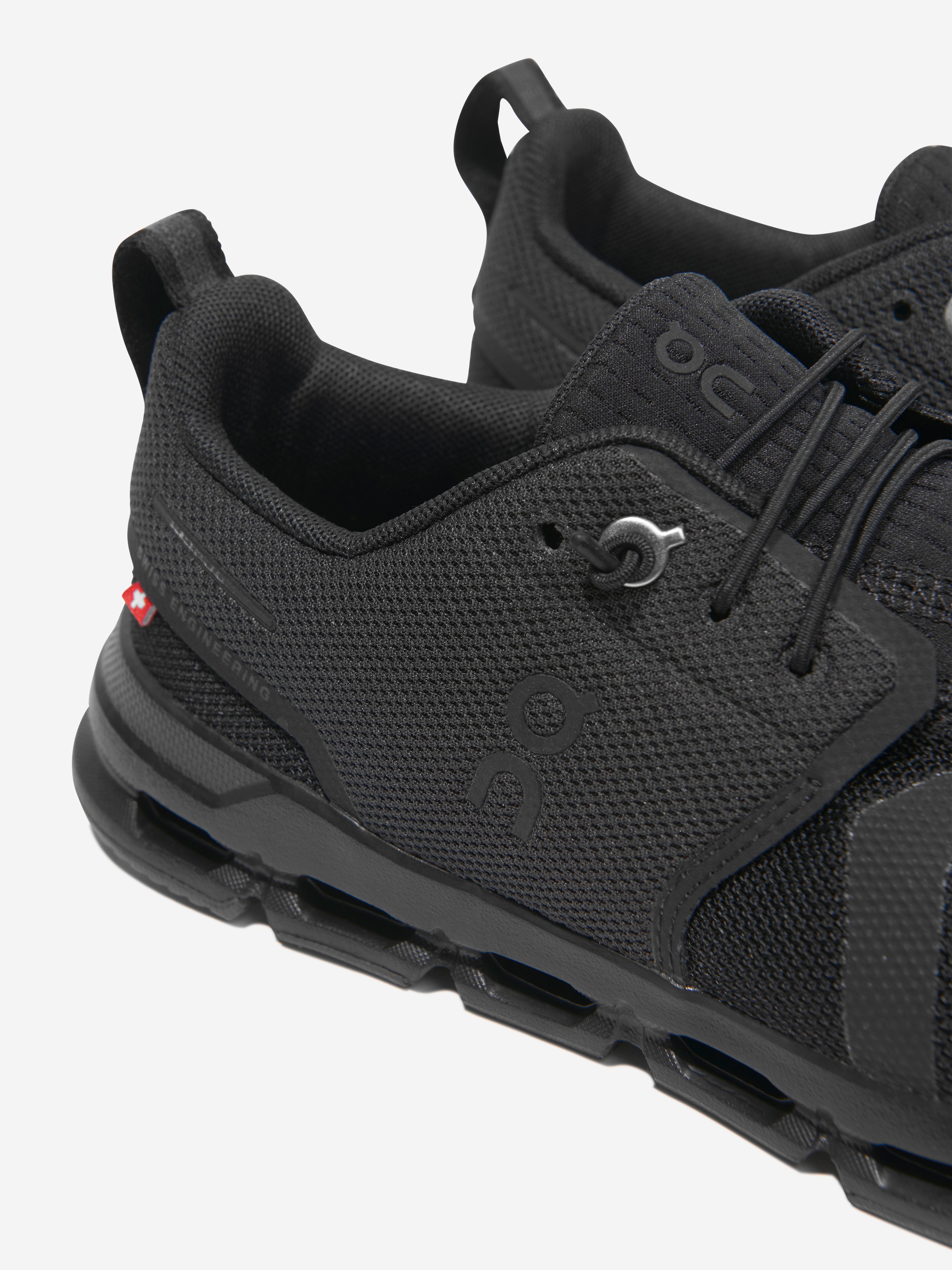 Kids Cloud Sky Trainers in Black