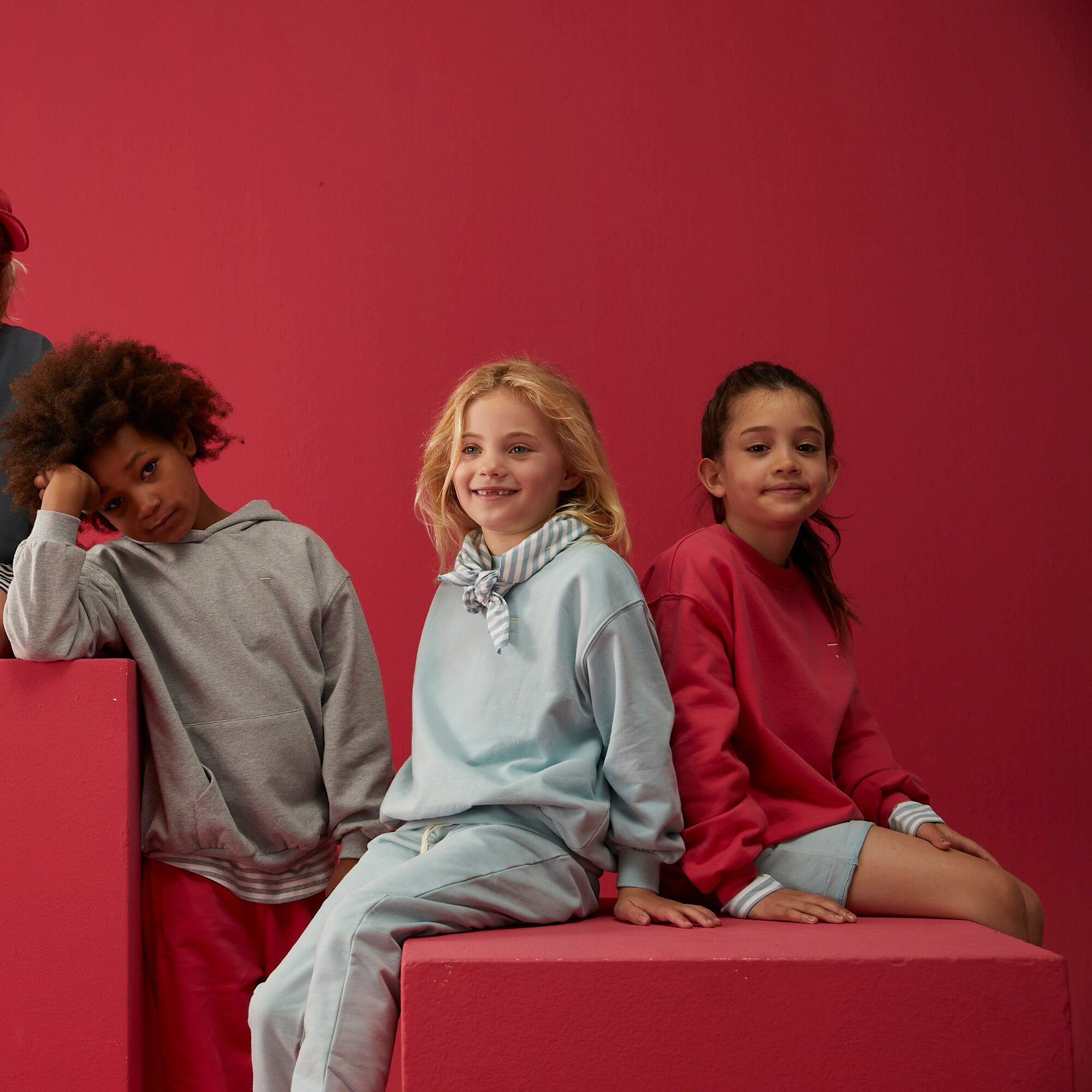 Boys & Girls Sky Blue Cotton Sweatshirt
