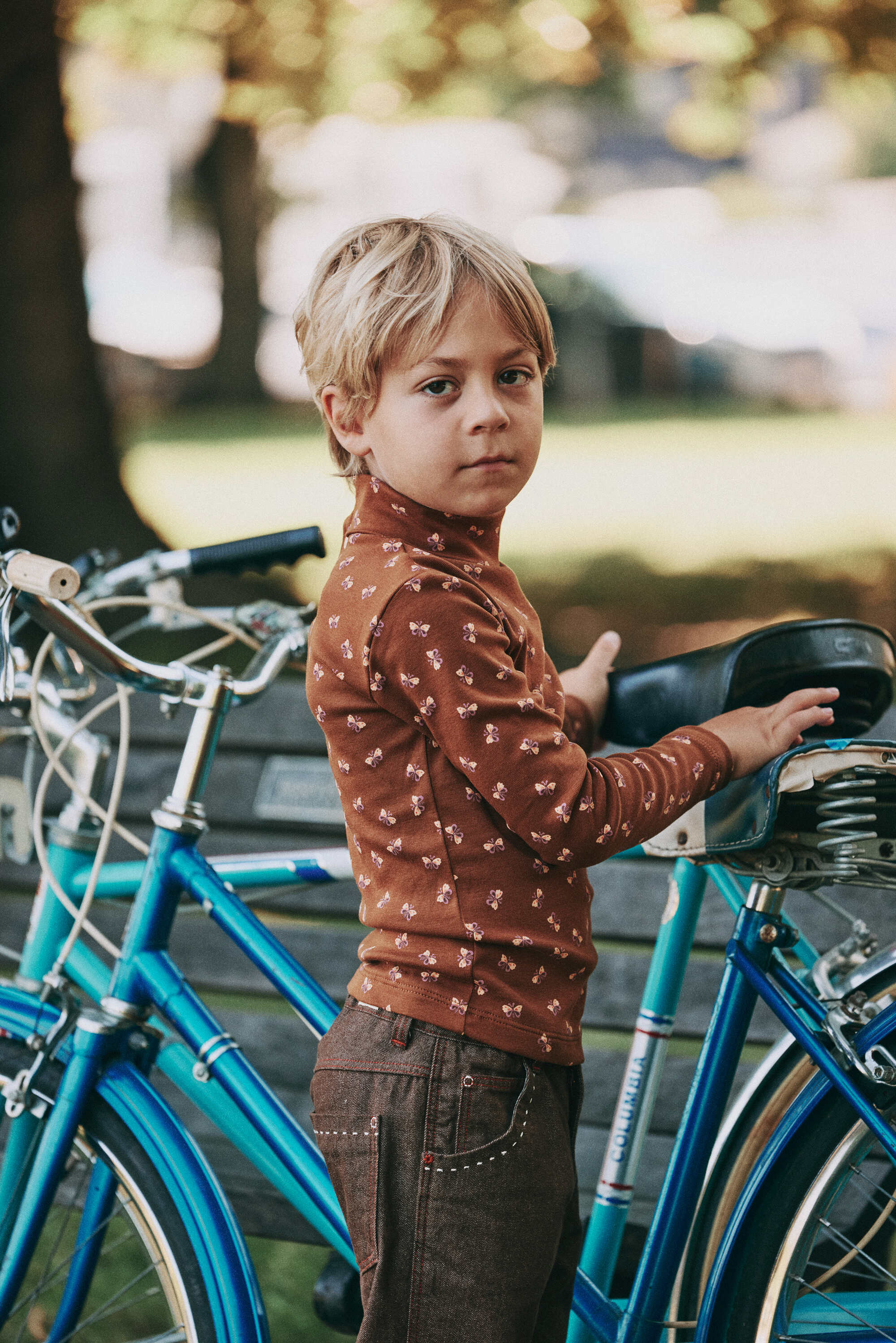 Boys & Girls Dark Coffee Printed Cotton Turtleneck