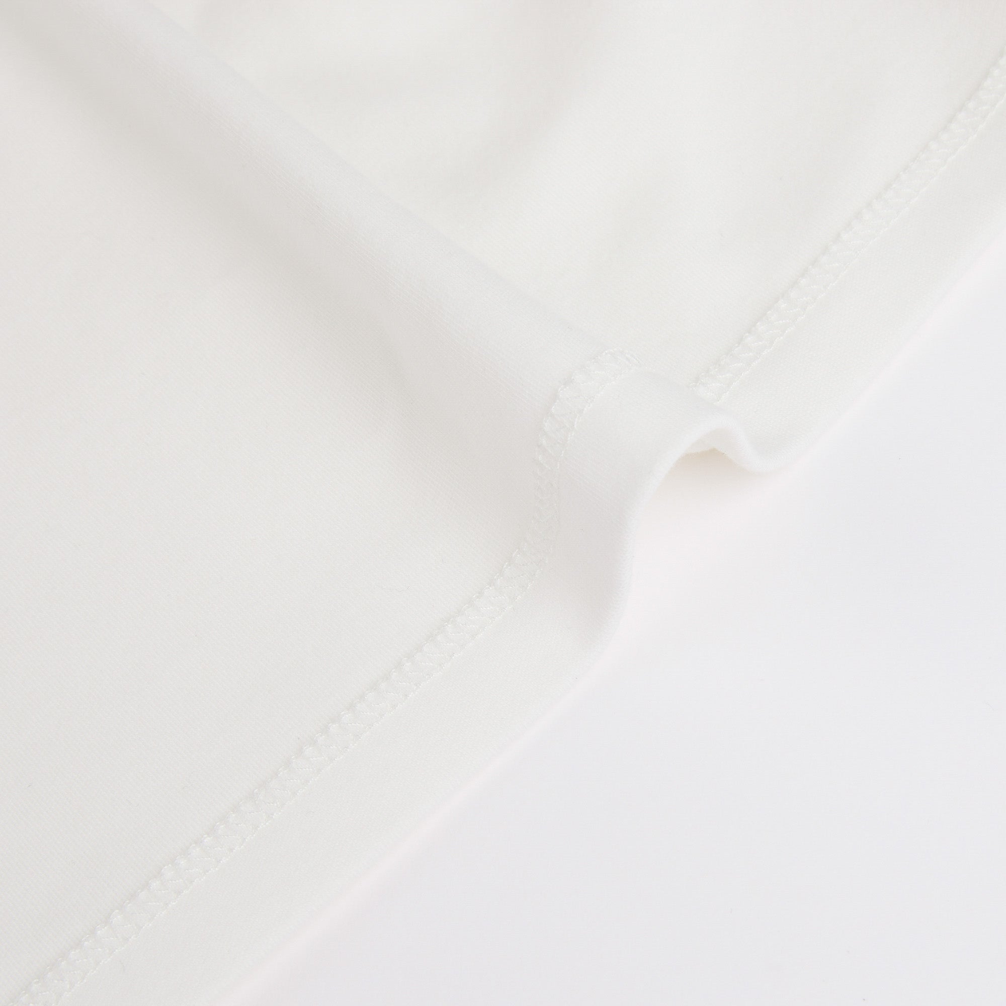 Baby Boys & Girls White Printed Cotton T-Shirt