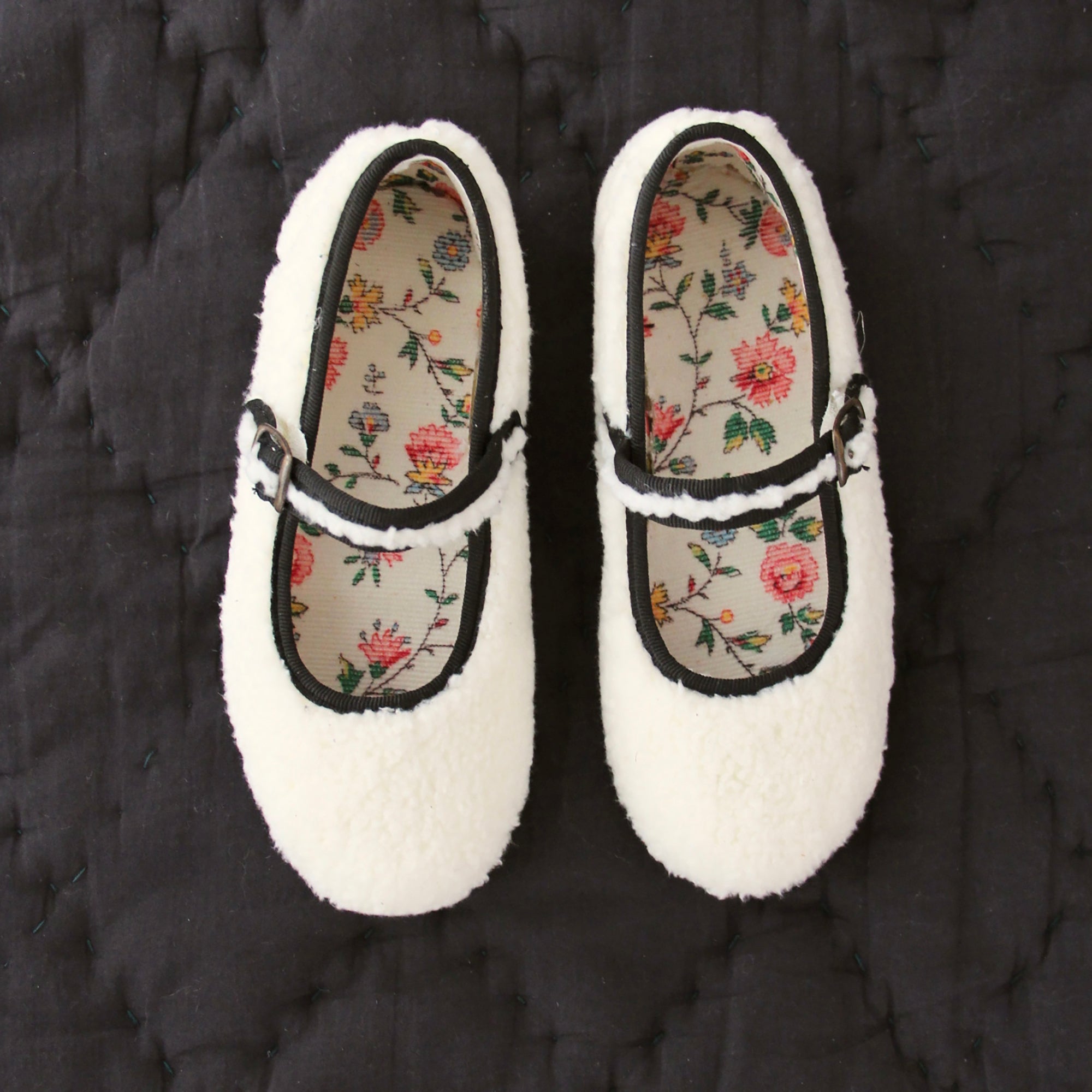Girls White Flat Shoes