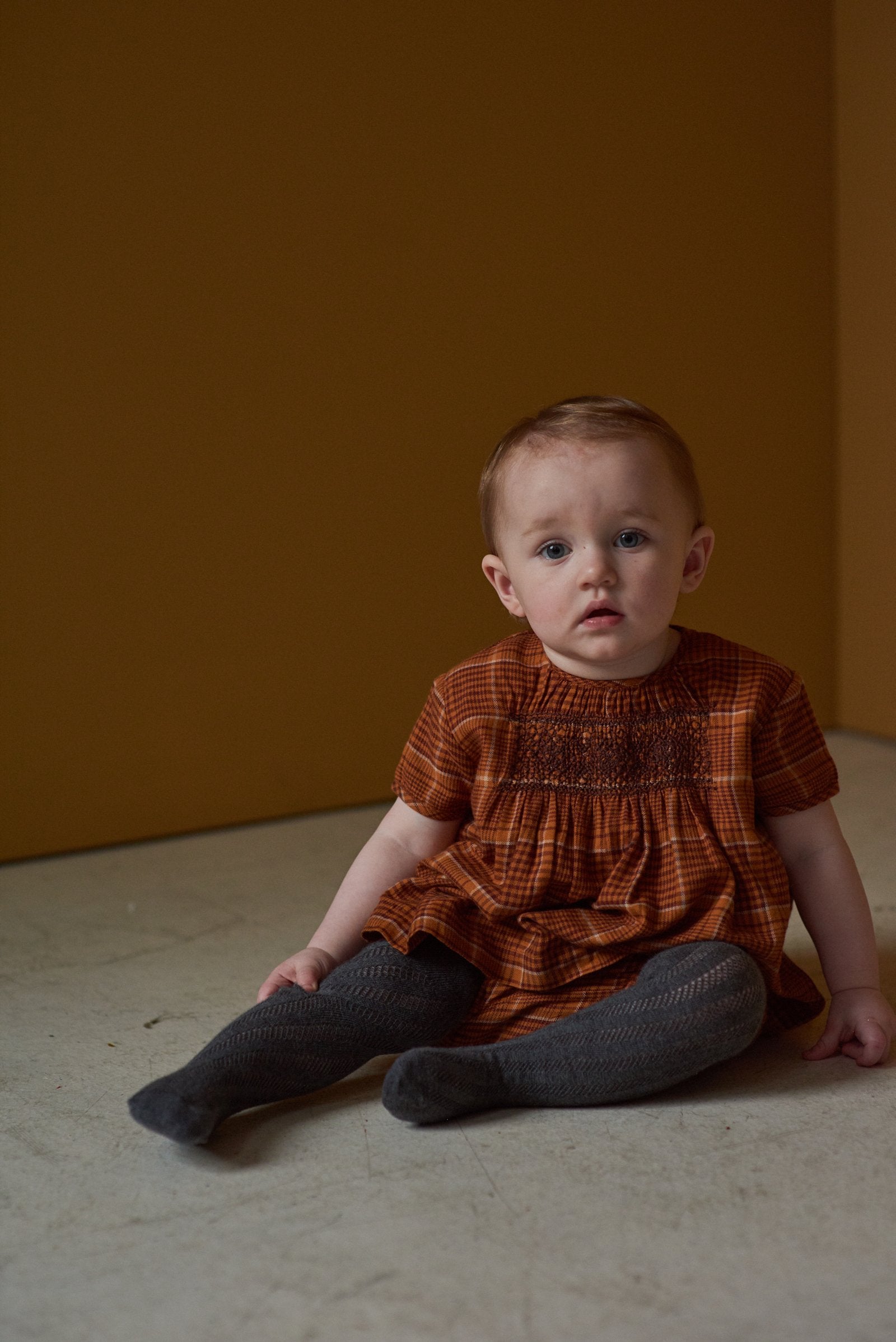 Ensemble Tunique et Legging en Tissu Carreaux Orange avec Broderie Colombe pour Bébé Fille