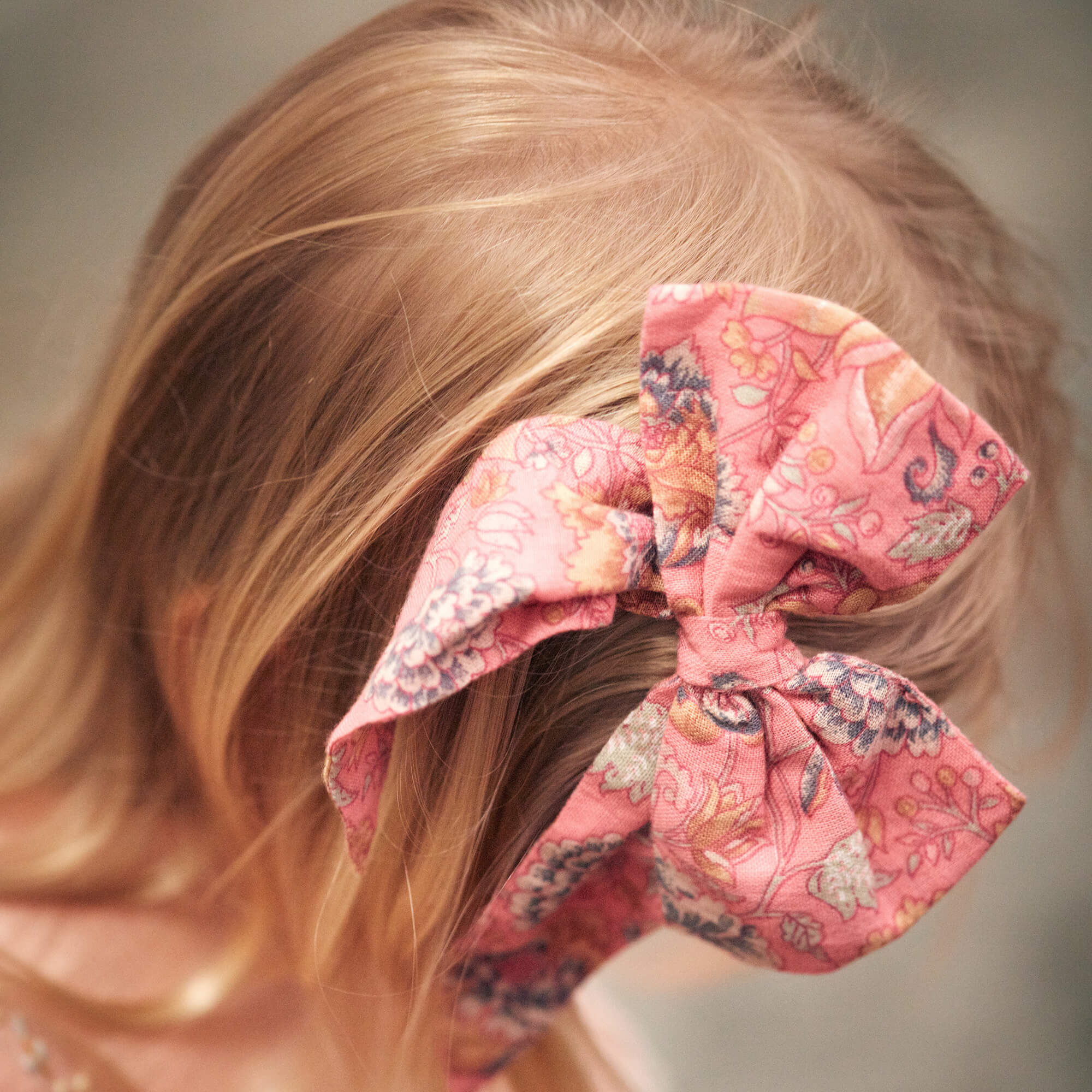 Girls Pink Floral Hair Clip