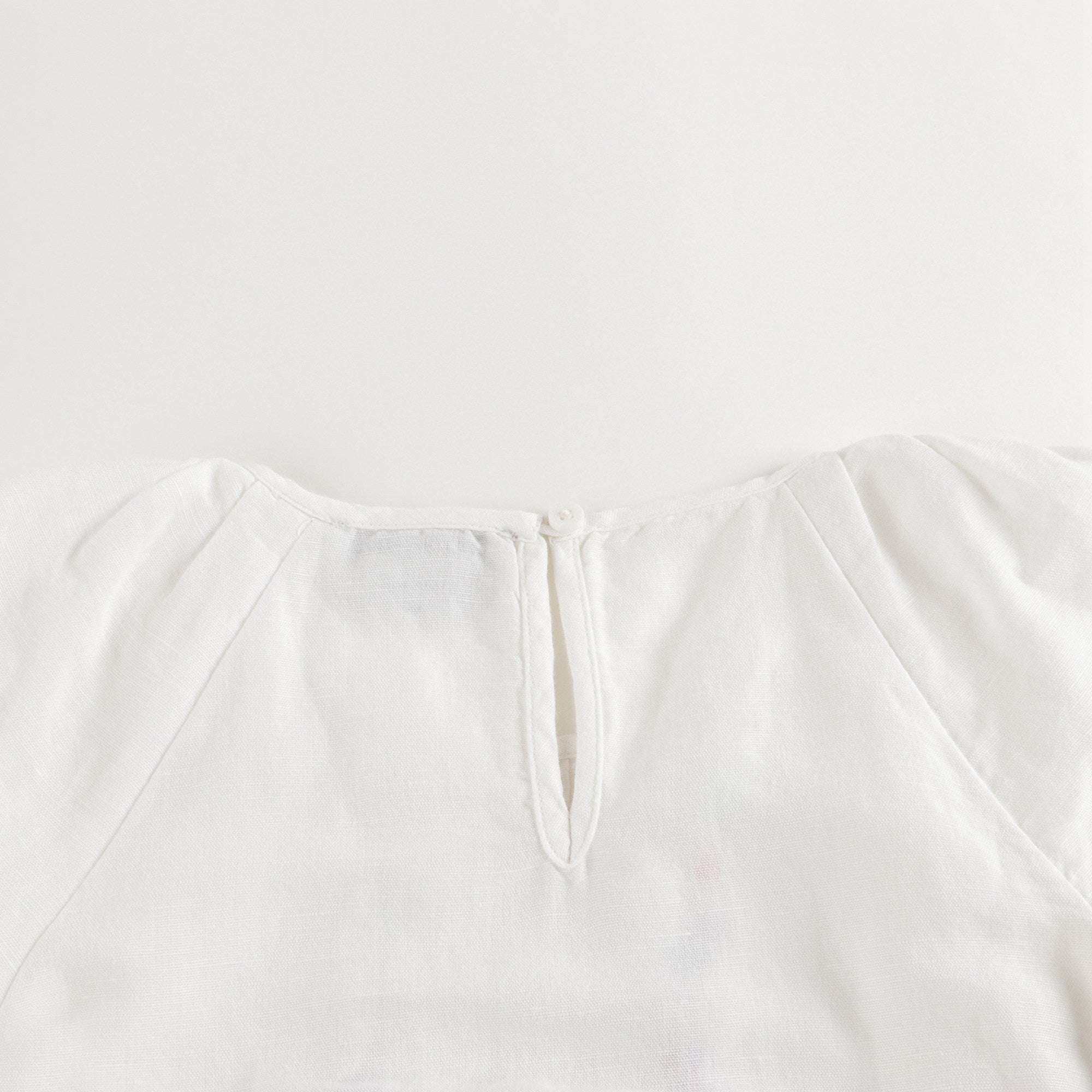 Ensemble robe blanche pour bébés filles