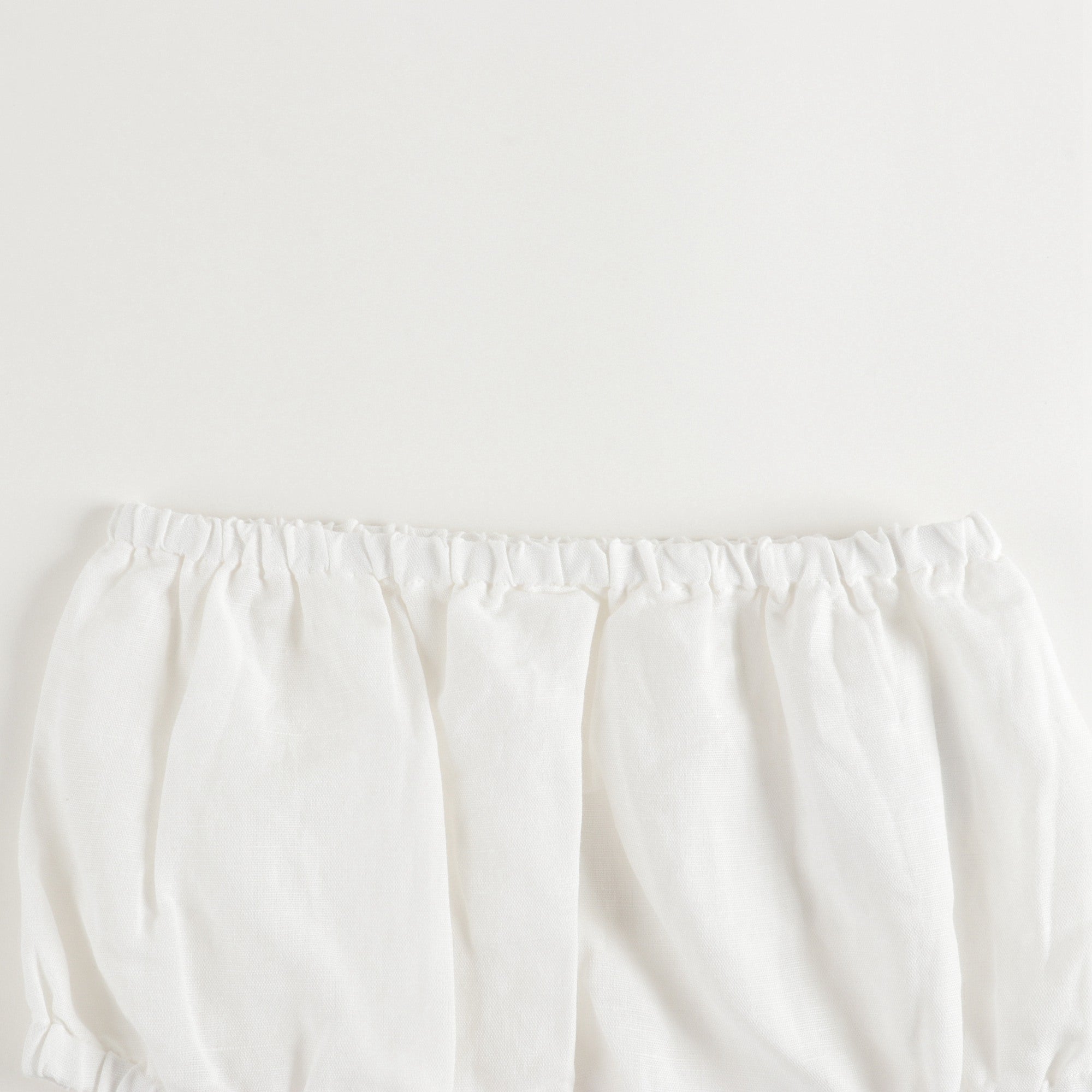 Ensemble robe blanche pour bébés filles