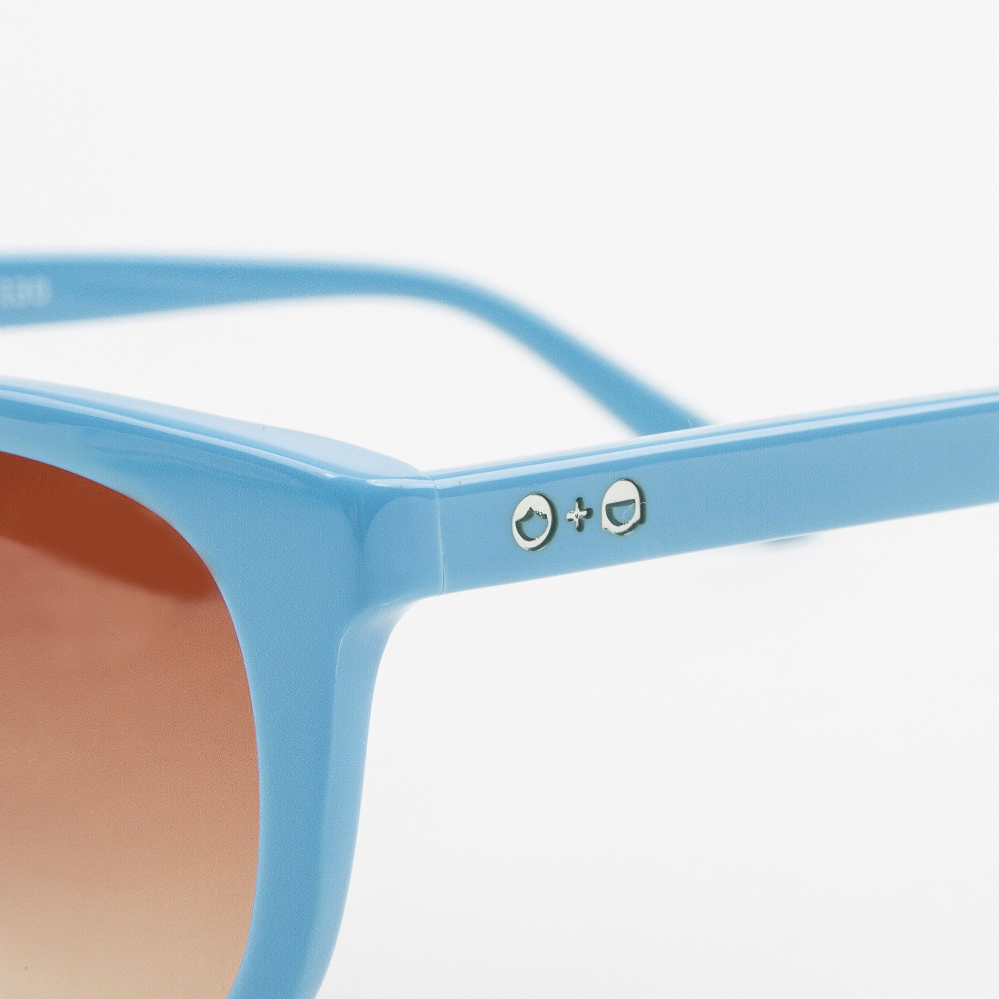 Bobby' Powder Blue Sunglasses