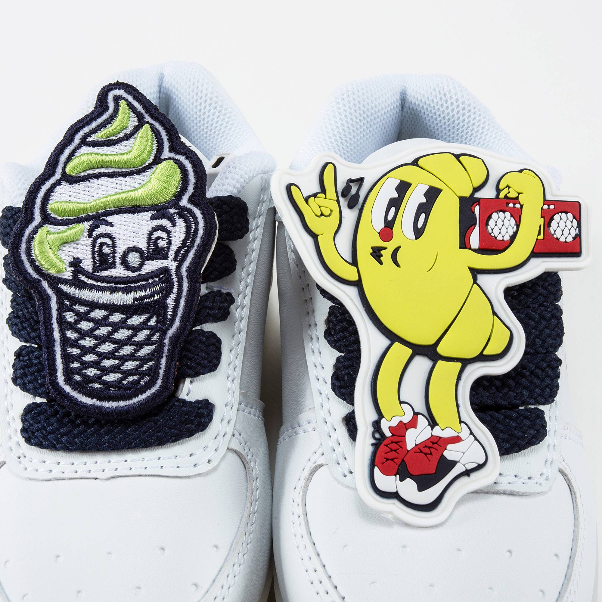 Boys White Flashing Sneakers