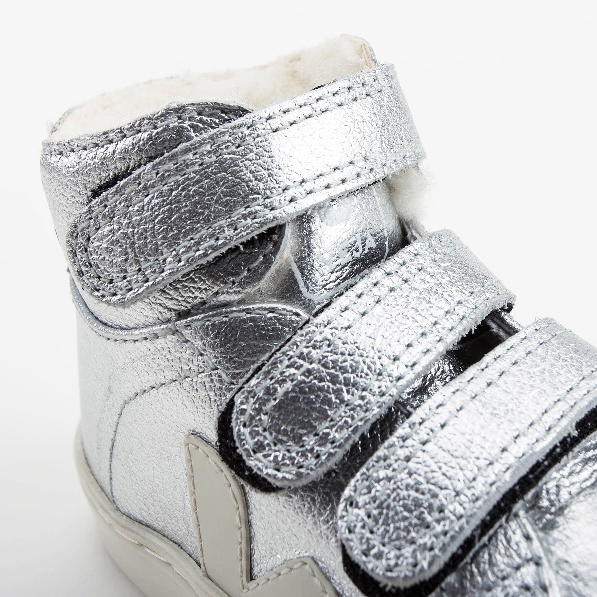 Boys & Girls Silver Velcro Leather Shoes With Fur