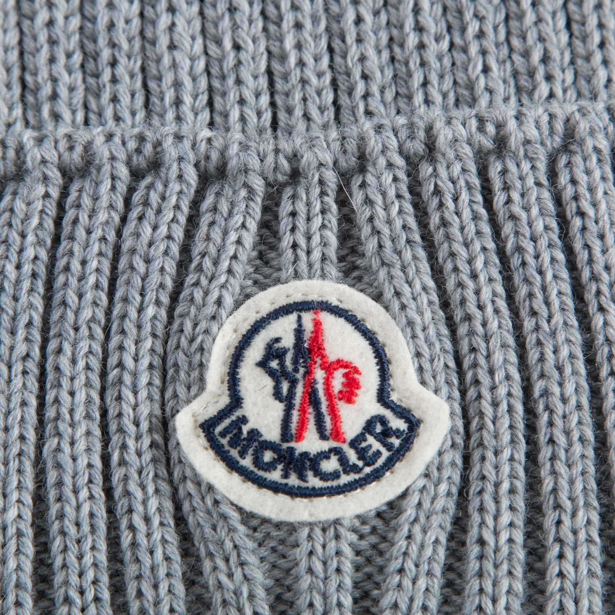 Boys & Girls Grey Knitted Hat With Fur Pom-Pom Trim