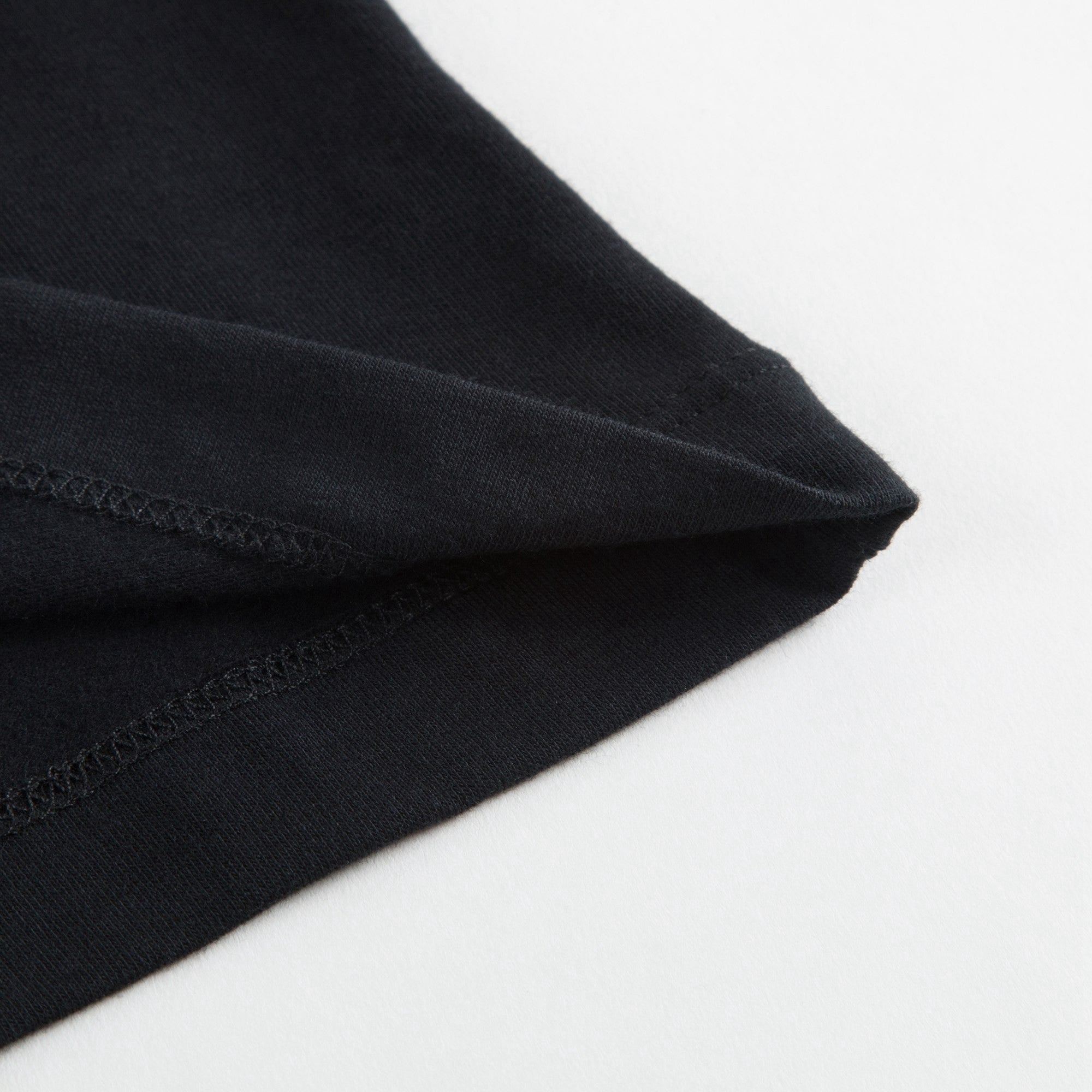Boys & Girls Black Heart Maxi T-shirt