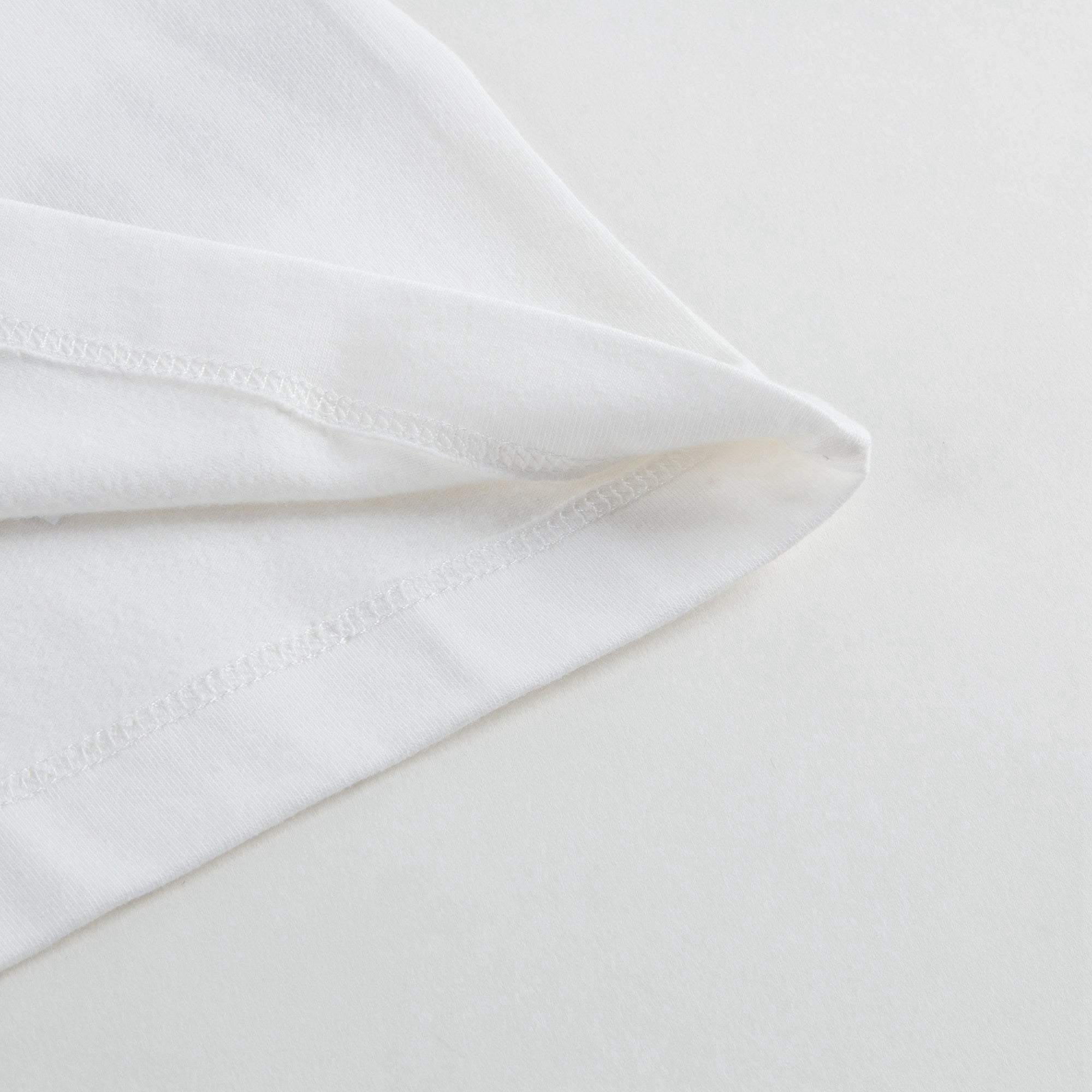 Boys & Girls White Heart Maxi T-shirt
