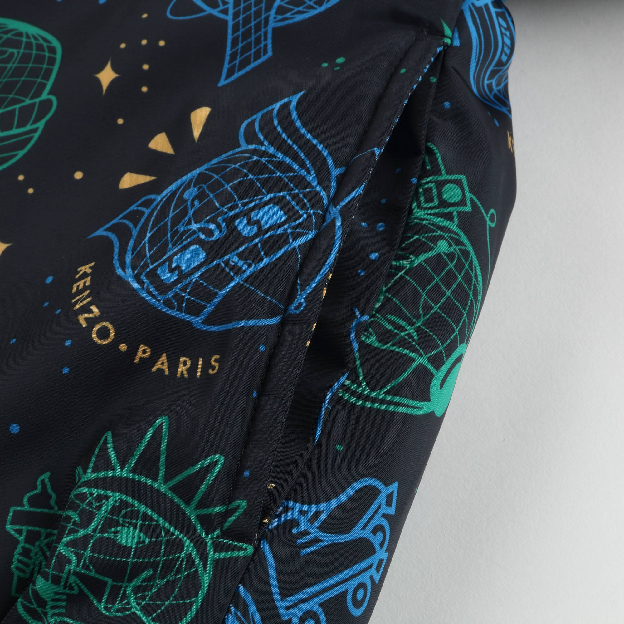 Boys Black Tiger Printed Reversibie Jacket
