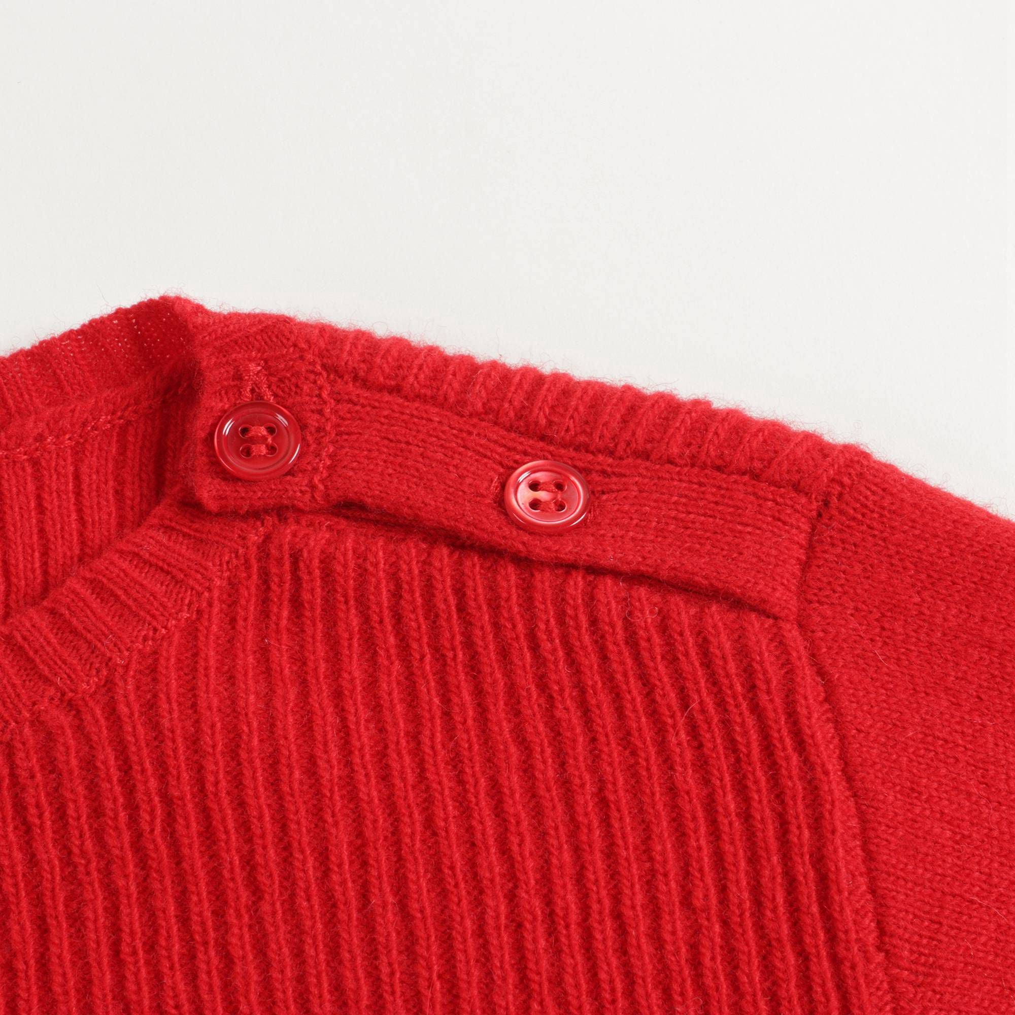 Pull géranium pour bébés filles