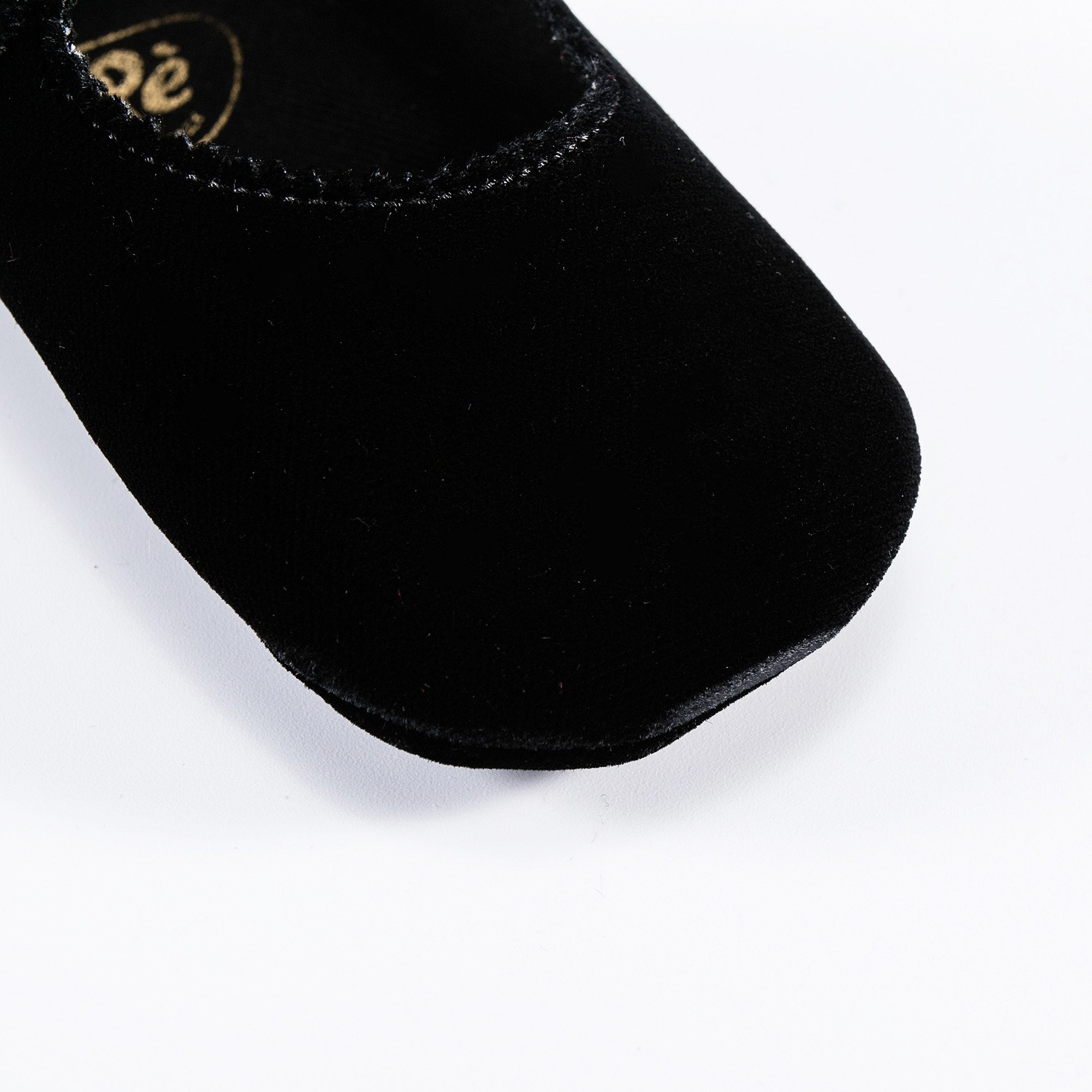 Chaussures noires pour bébés filles