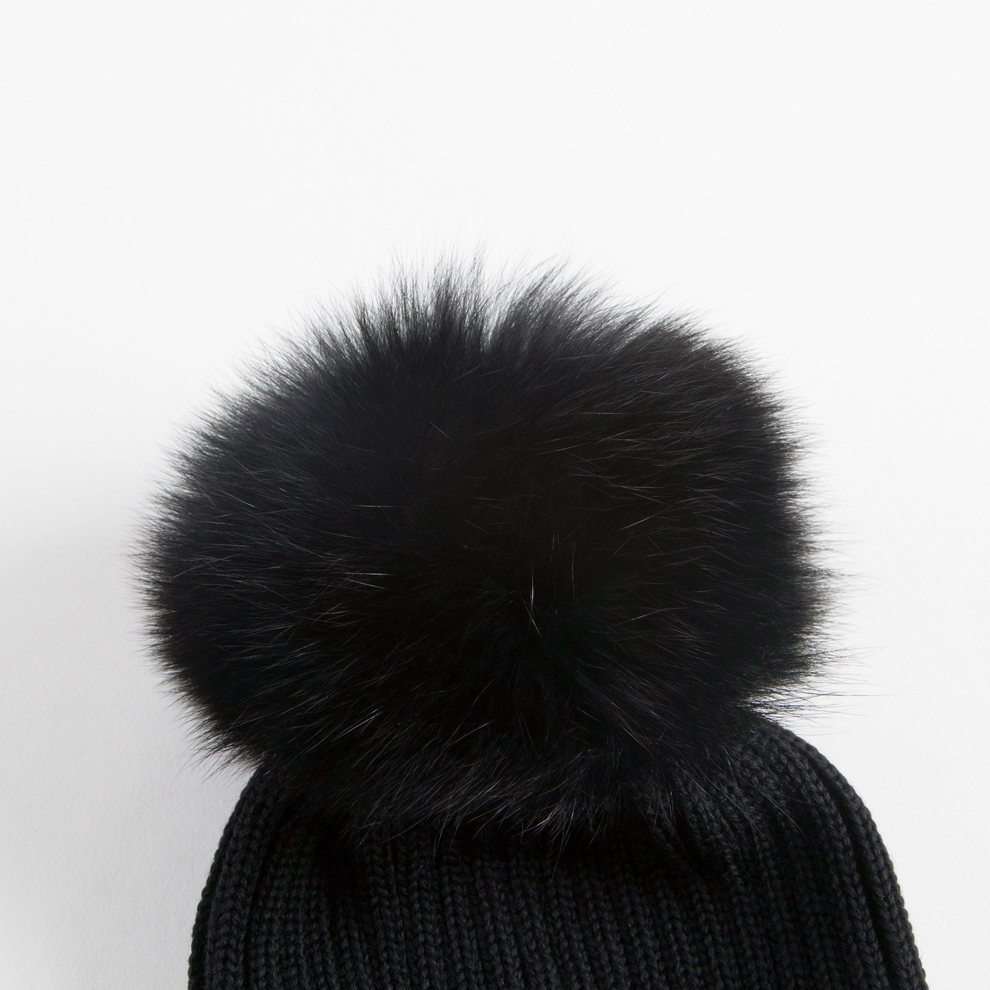 Boys & Girls Black Knitted Hat With Fur Pom-Pom Trim