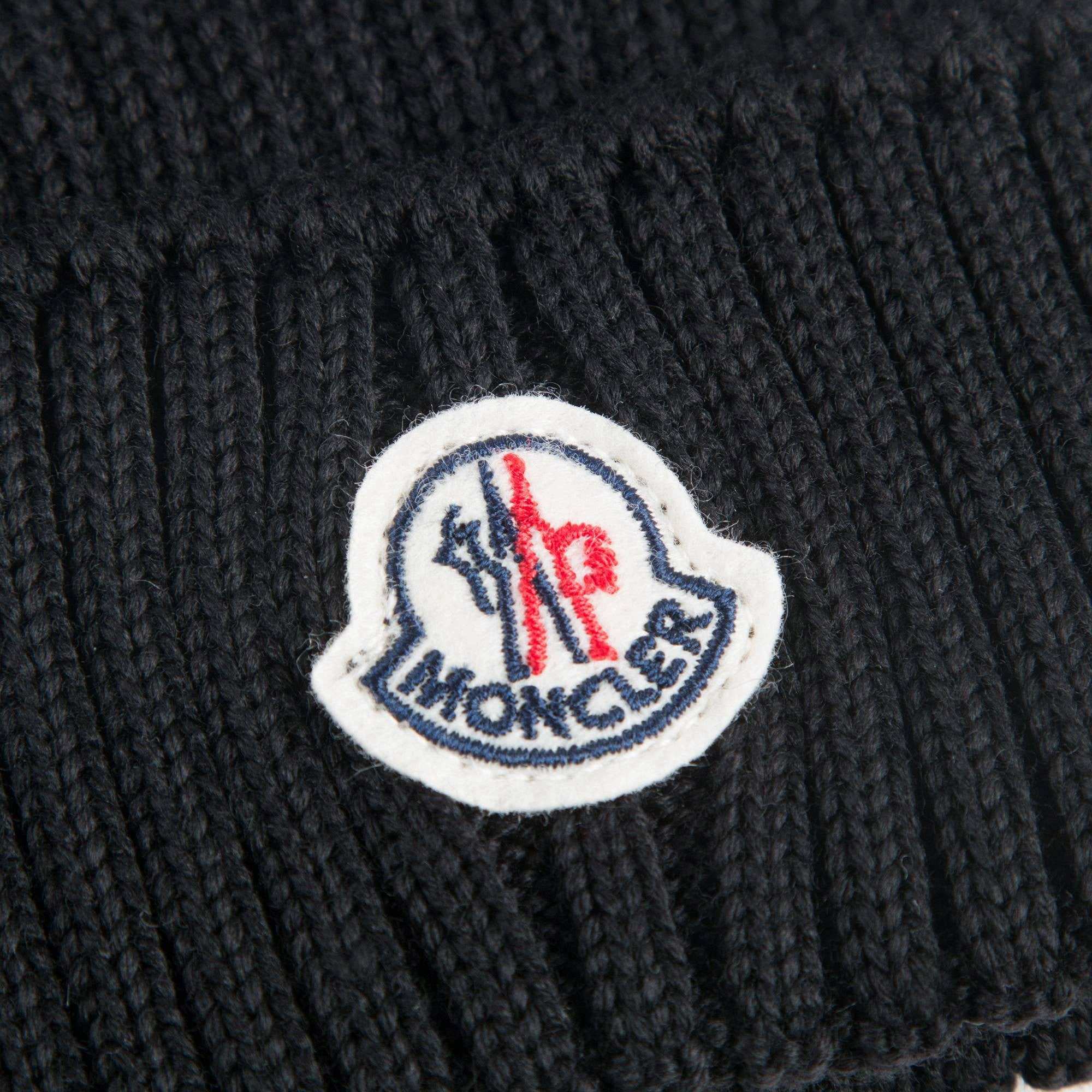 Boys & Girls Black Knitted Hat With Fur Pom-Pom Trim