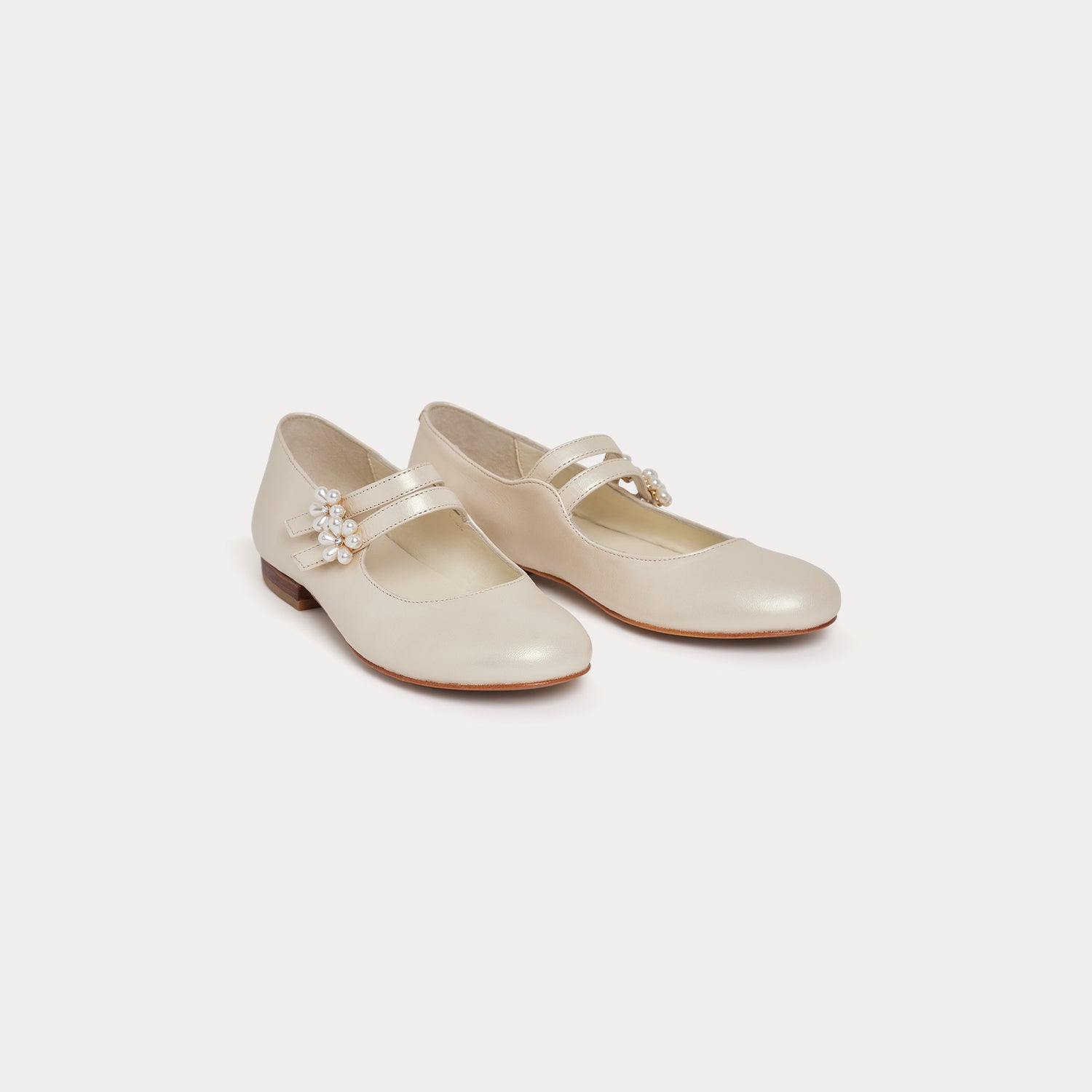 Girls White Flat Shoes