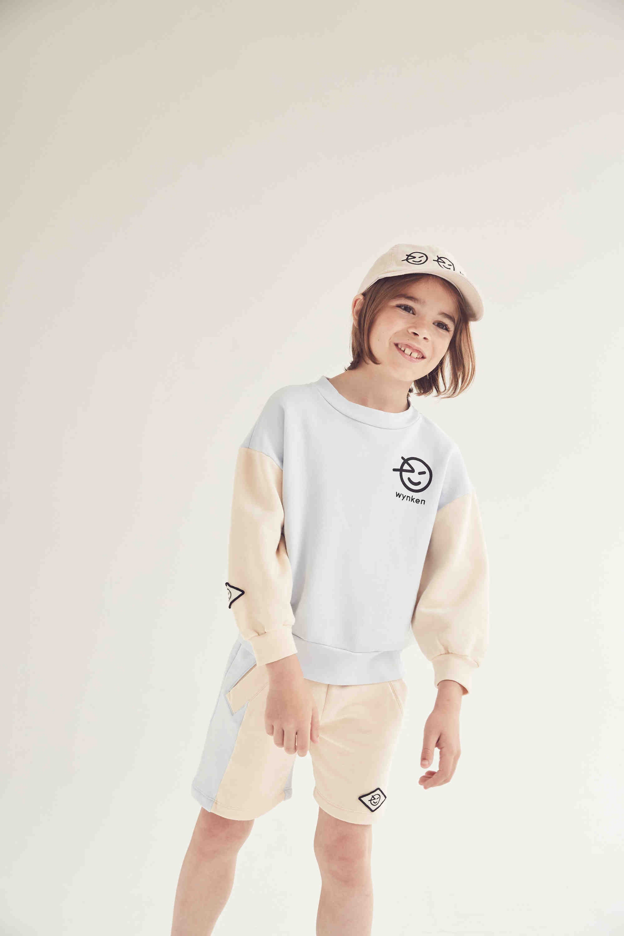 Boys & Girls Light Blue Cotton Sweatshirt